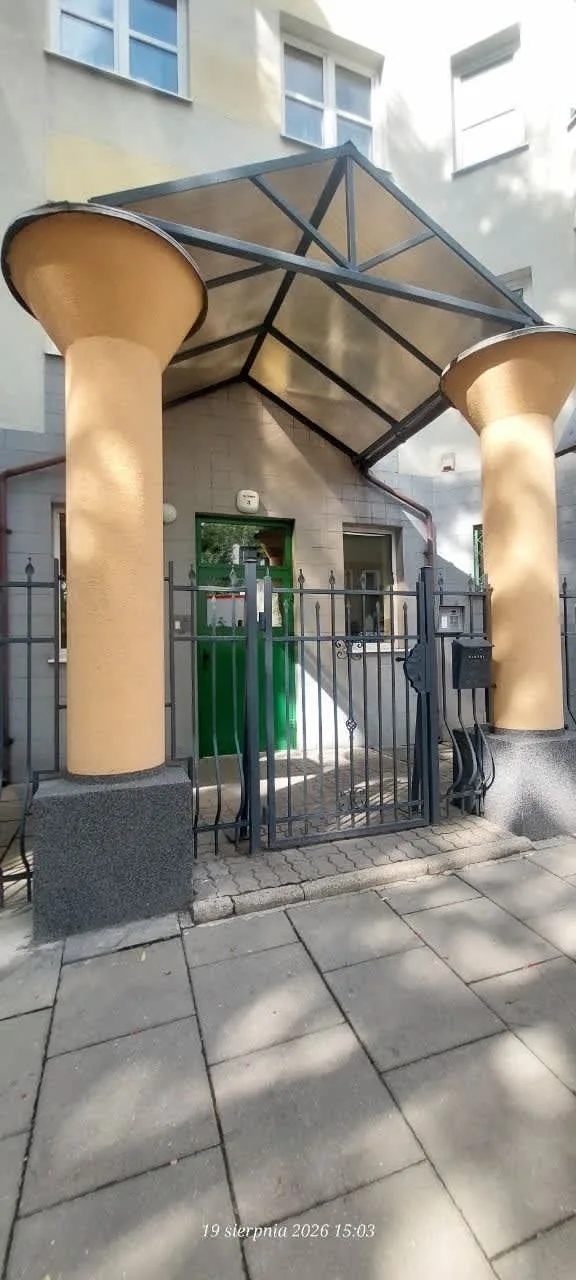 Zdjęcie 4 z 7