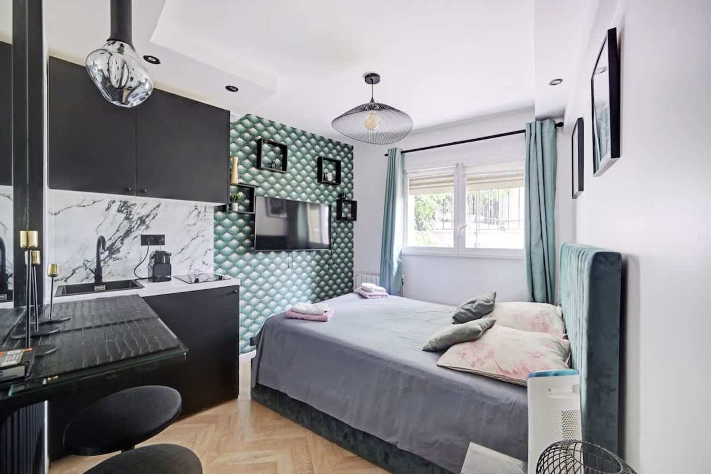 Avenue Velasquez, Parc Monceau — living area