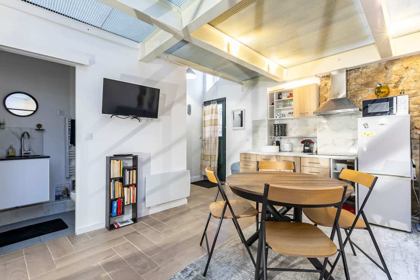 Rue des Gravilliers, Haut-Marais — interior