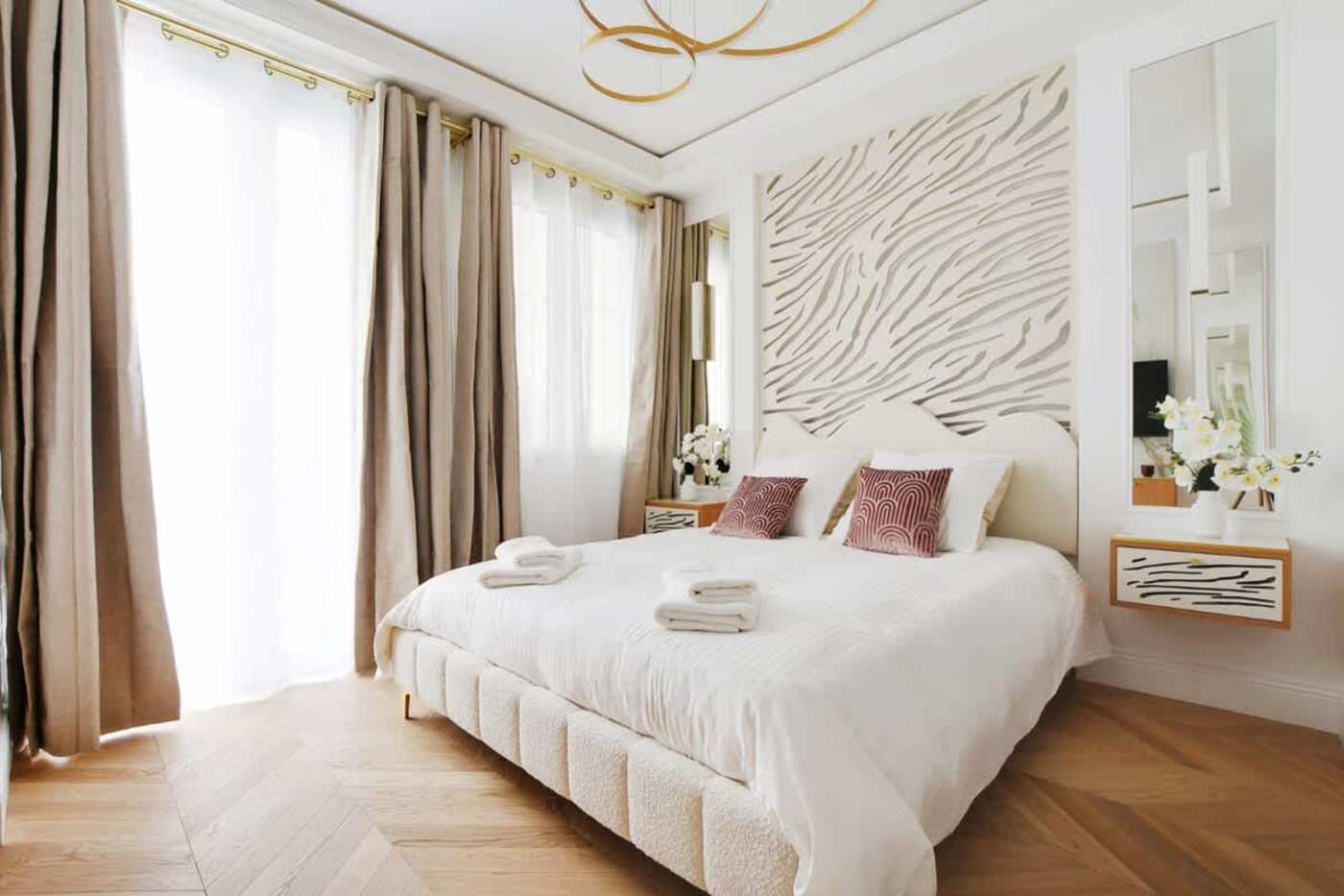 Rue de Saintonge, Haut-Marais — interior