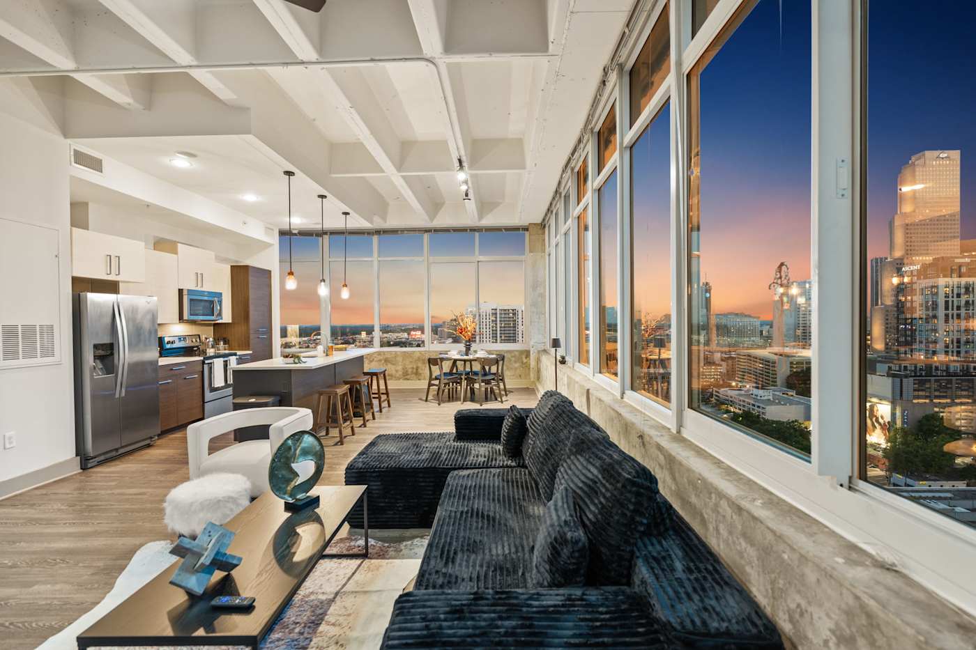Dual King Suites Skyline Views Downtown ATL