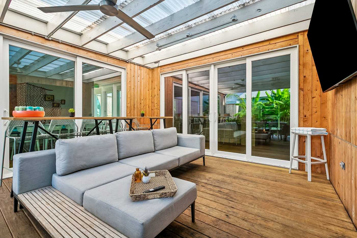 The Covered Patio at The Cocodrie