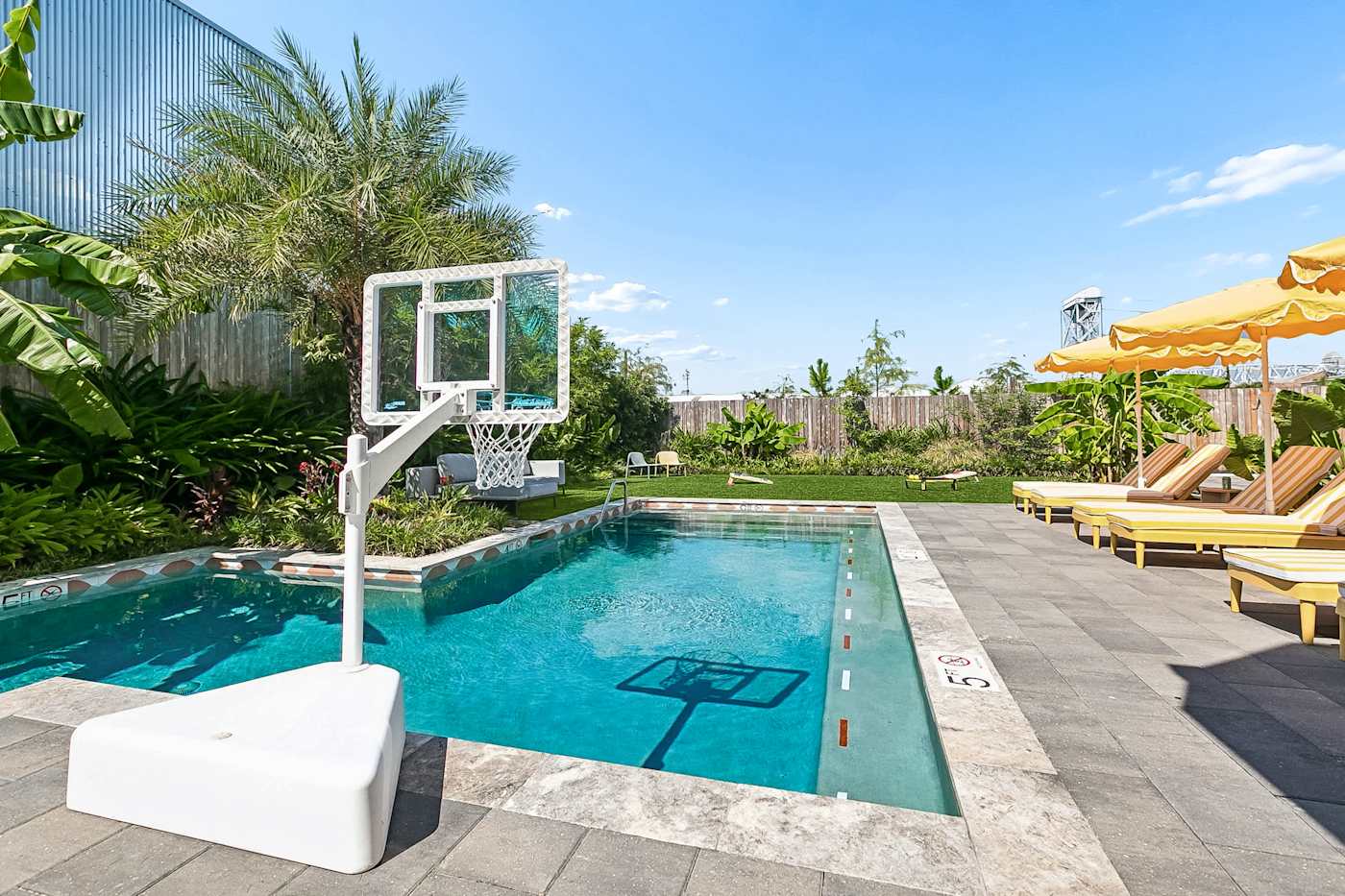 The Pool at The Cocodrie