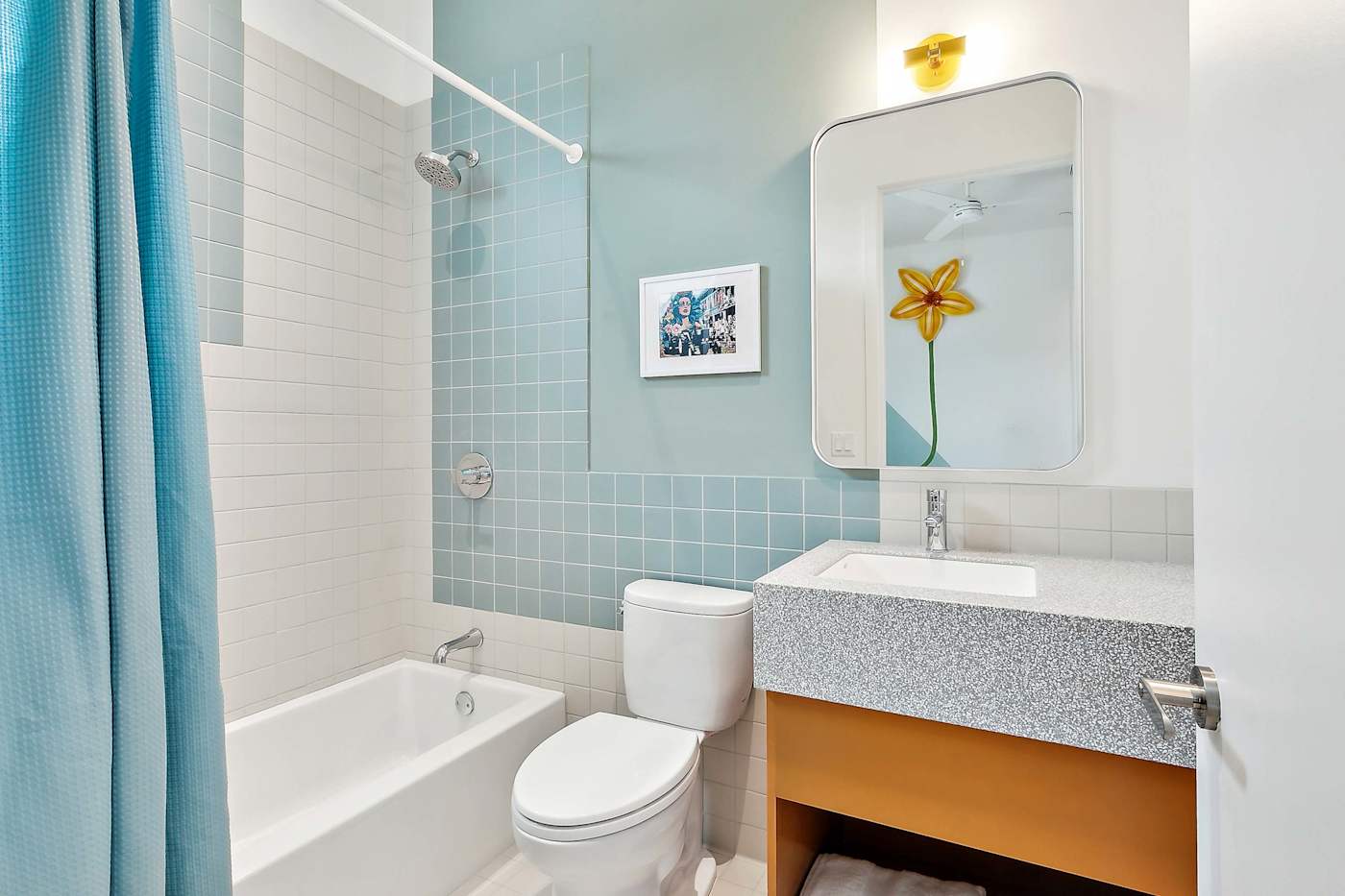 Bathroom 3 at The Cocodrie