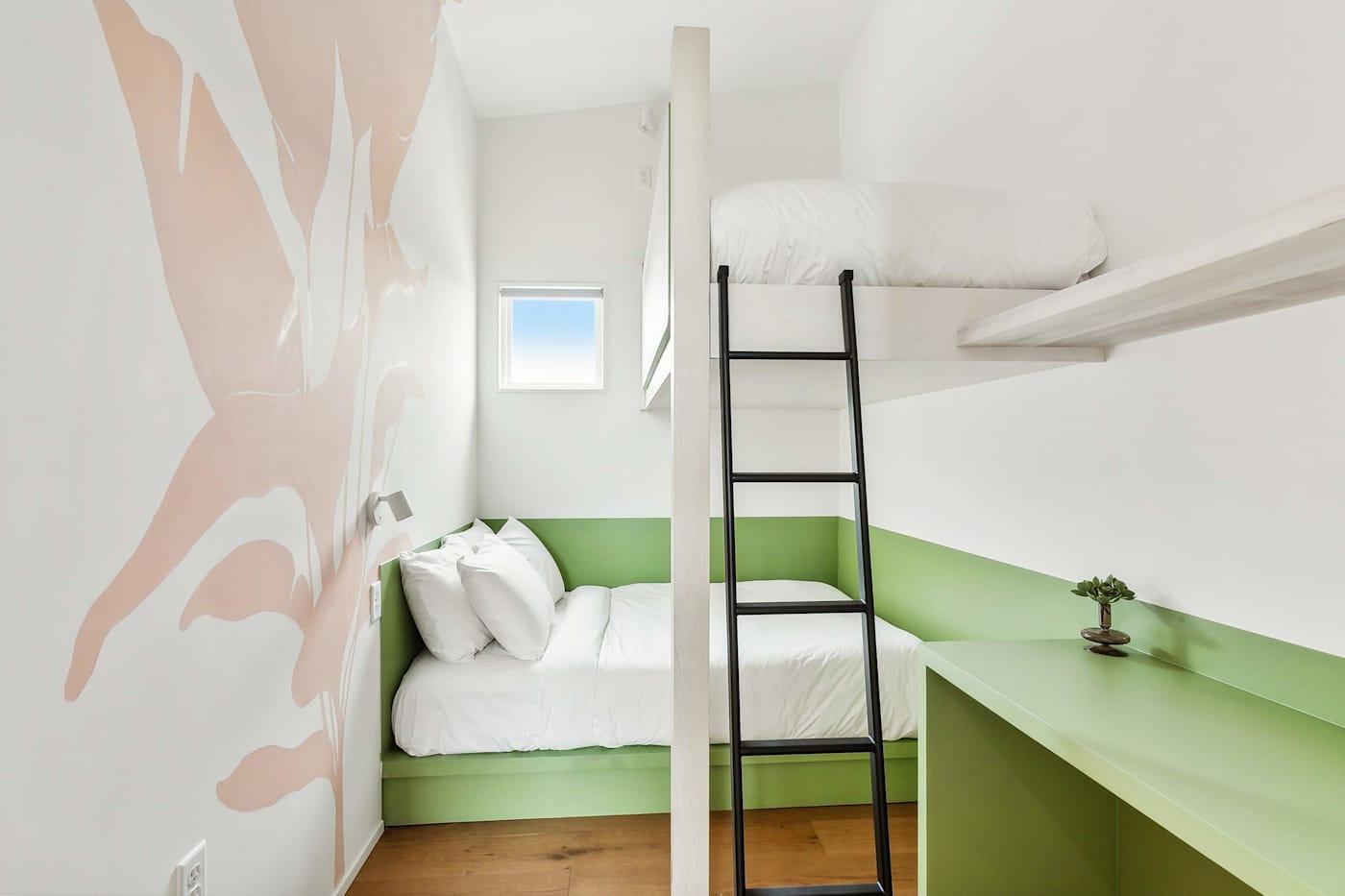 Bedroom 10 · Full + twin bunk at The Cocodrie