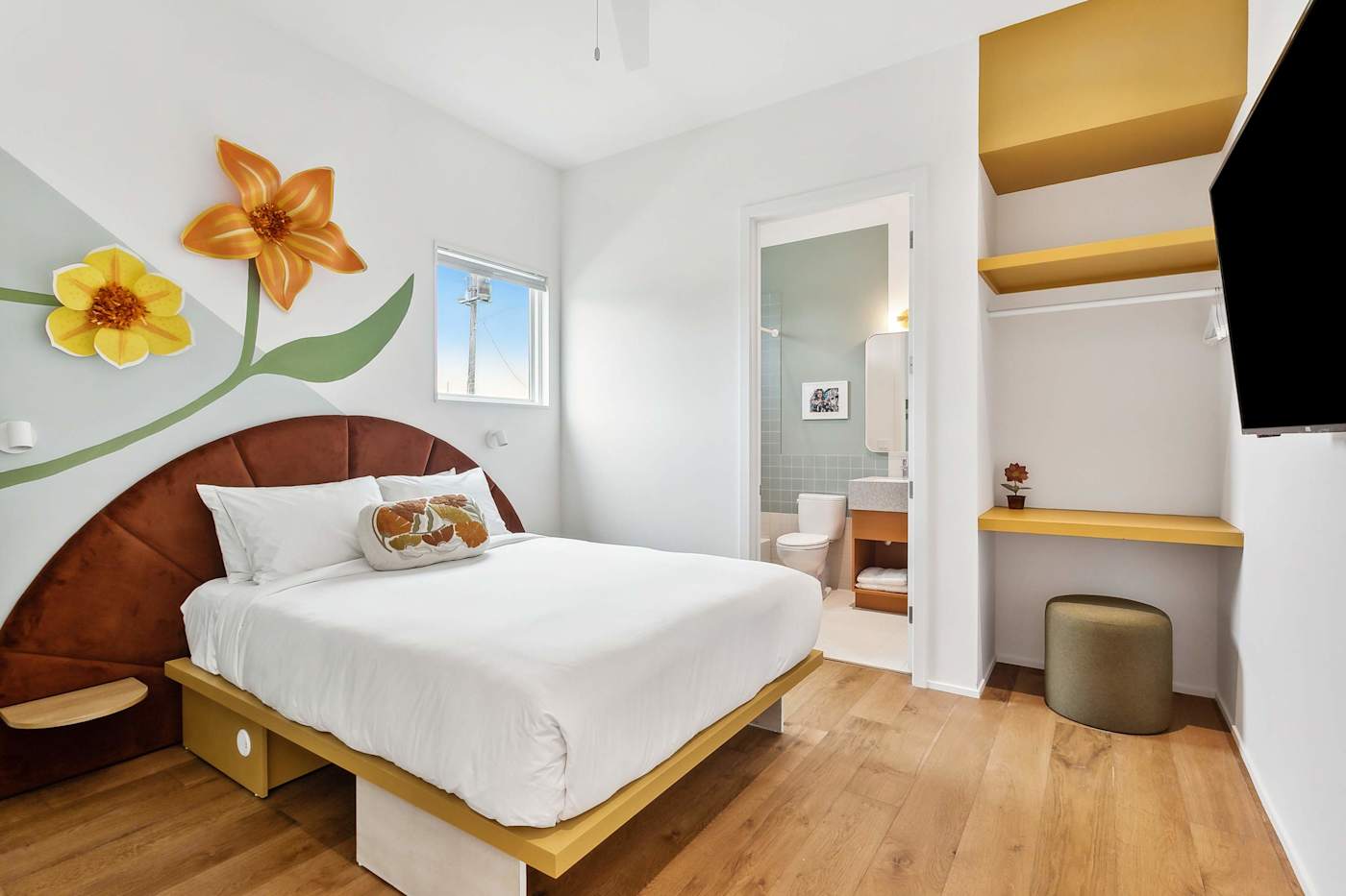 Bedroom 3 · Queen at The Cocodrie