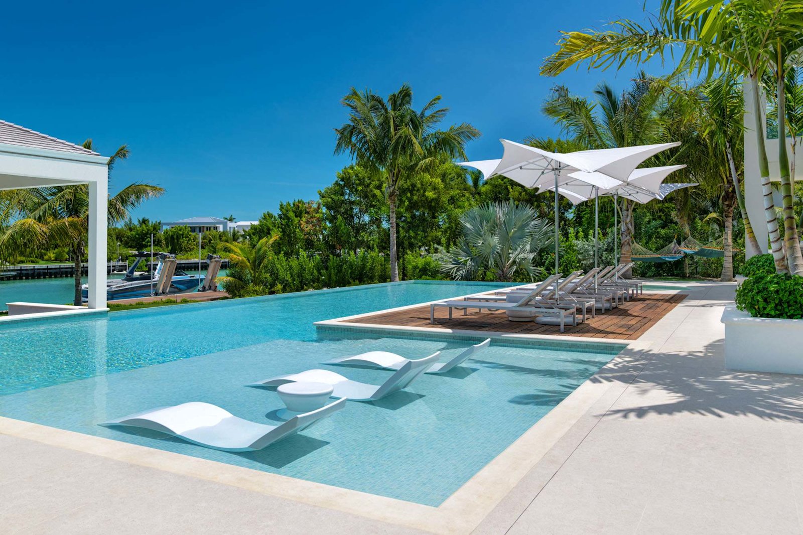 Villa Solarah pool and hot tub, Leeward Settlement, Turks & Caicos