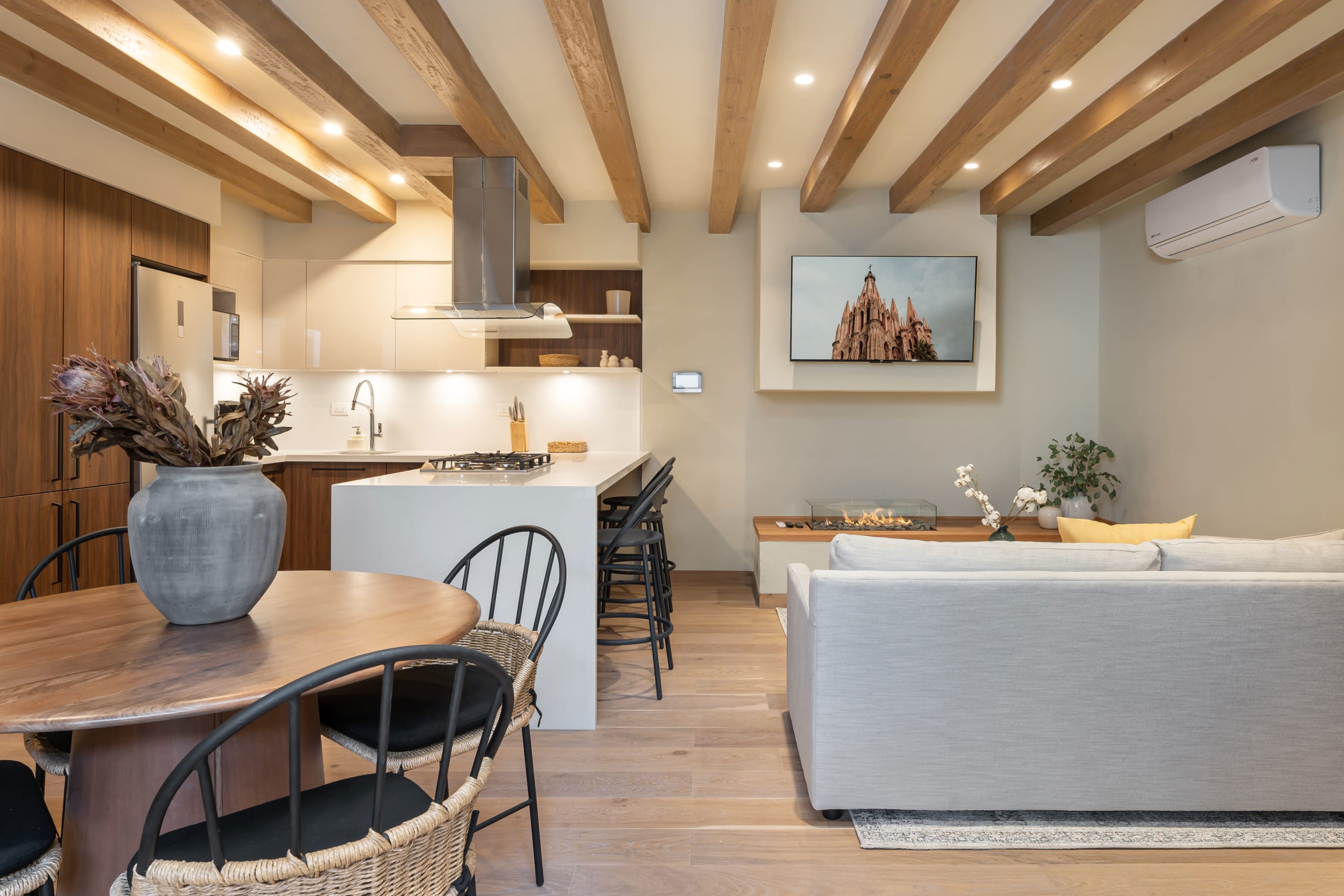 Open Space Living Room & Kitchen