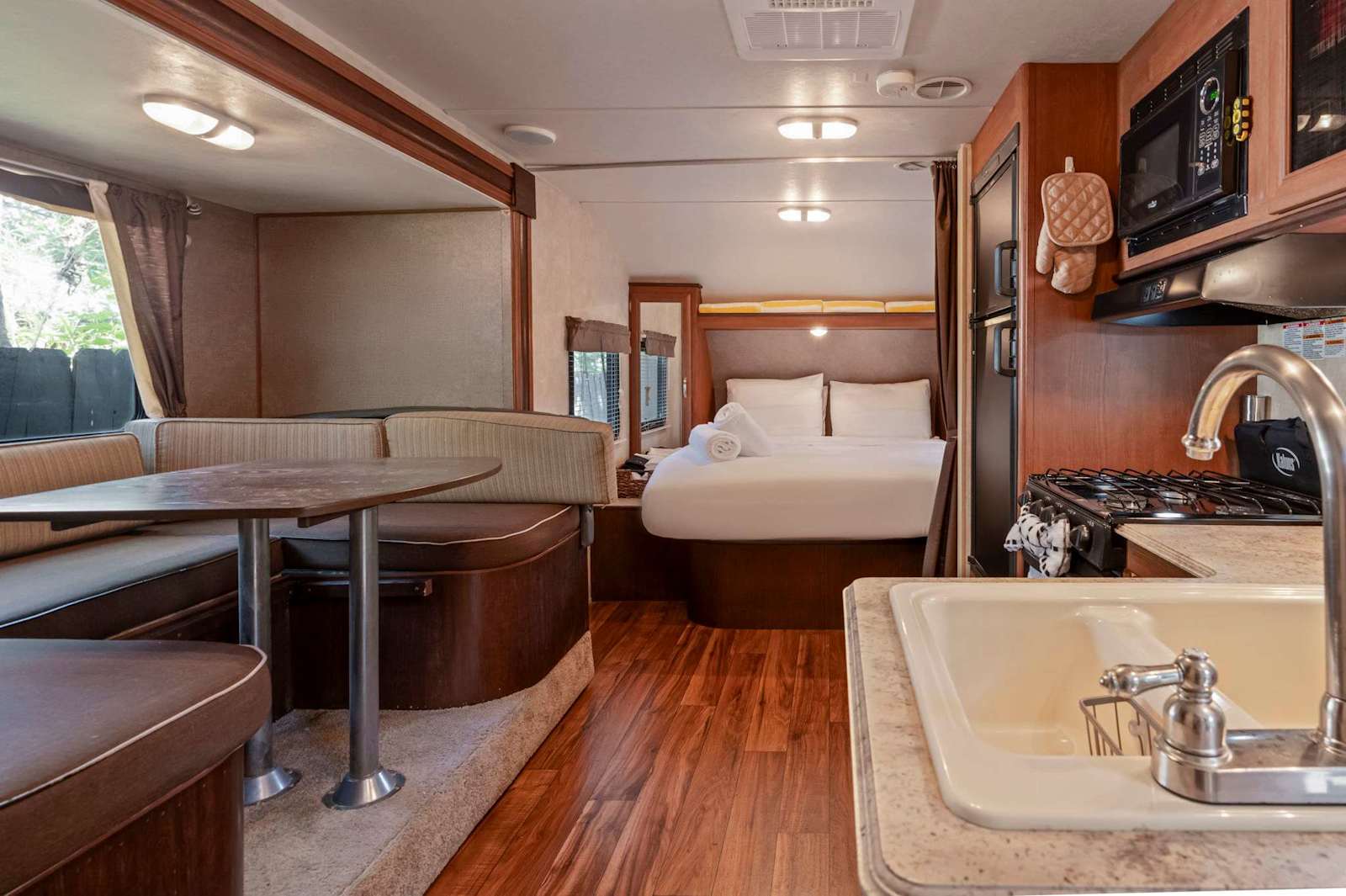 The Cozy Camper, photo 3