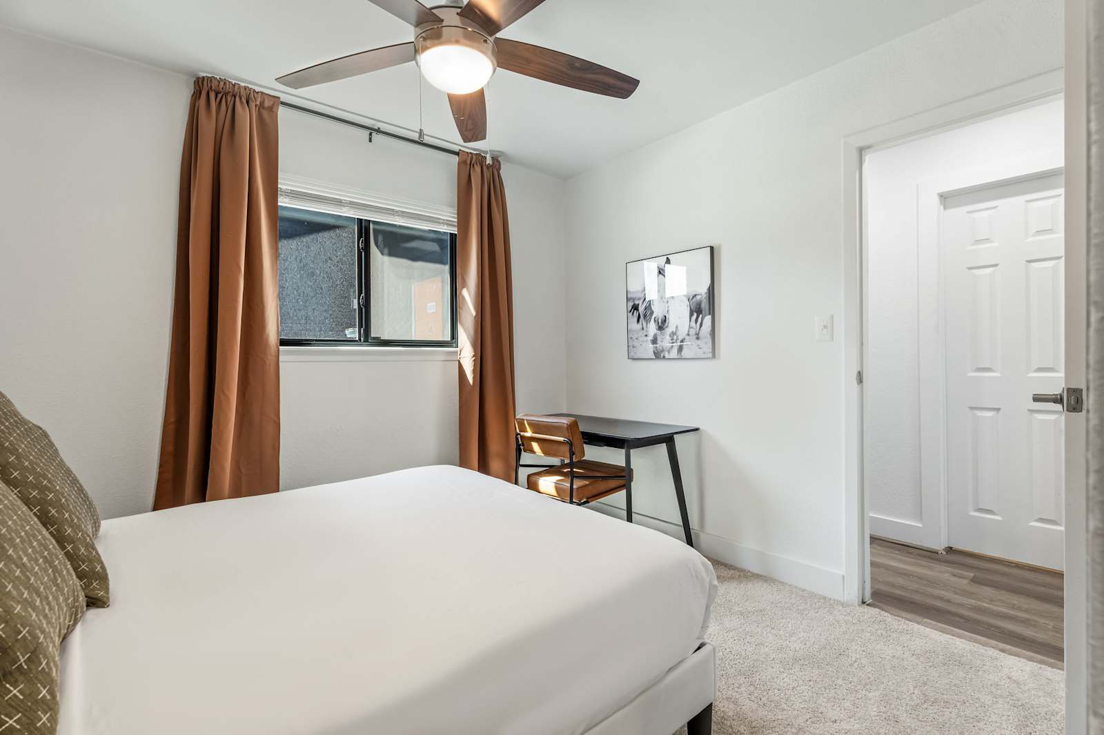 The Orange Door Unit A, photo 28