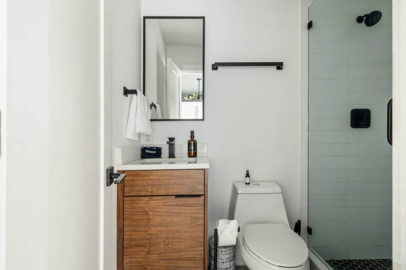 Wonderland Unit B, photo 26