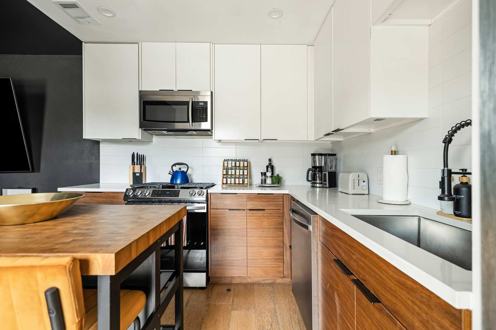 Wonderland Unit B, photo 20