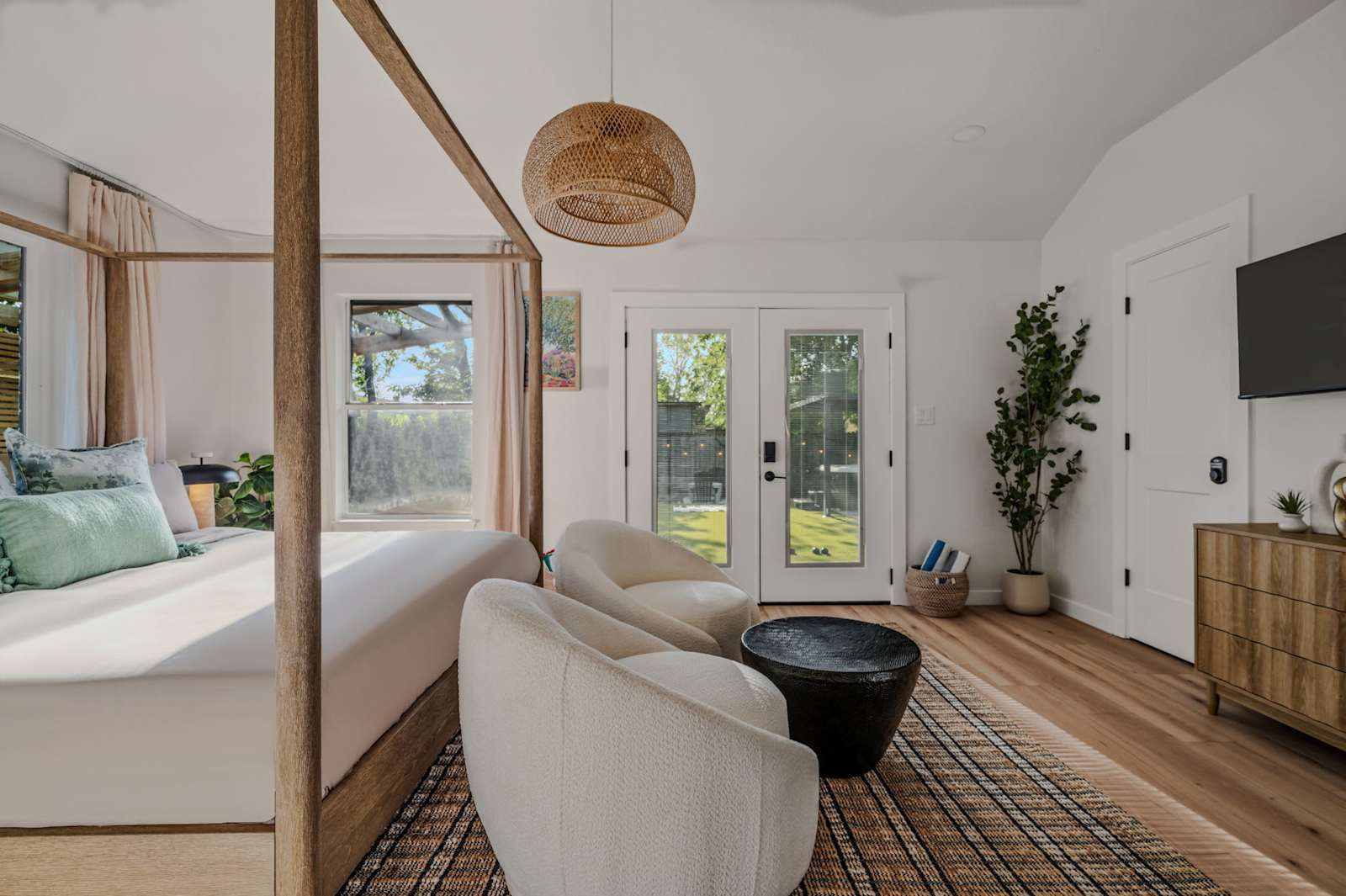 Onyx & Oak, photo 20