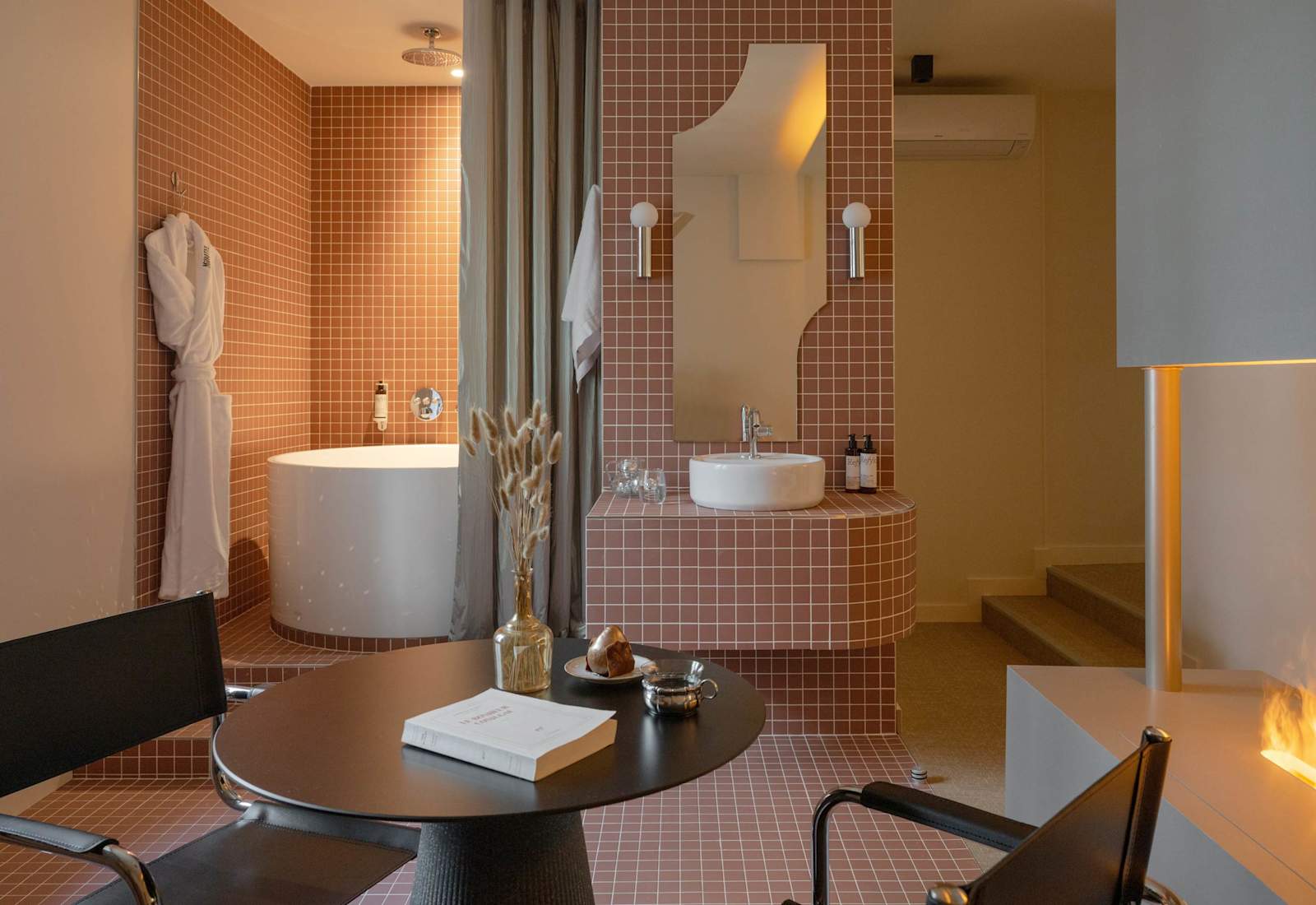 Suite Palladium