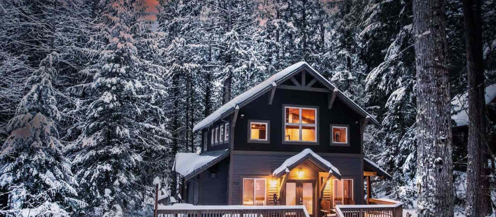 Avventura Chalet, Five Bedrooms for Ski Crews with a Gear Mudroom and Year Round Hot Tub