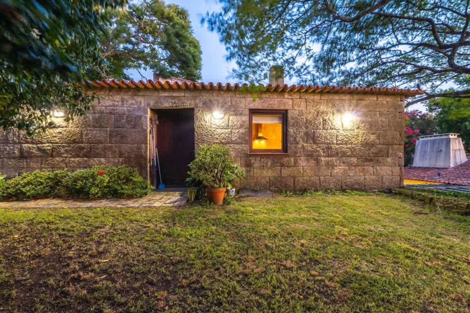 Beach Farm – luxury villa in Minho, Portugal – image 34