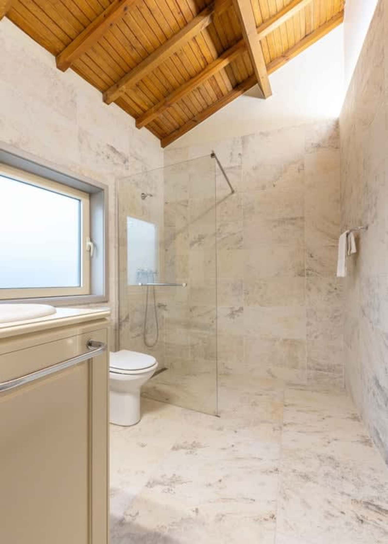 Lima River - S. Silvestre House – luxury villa in Minho Coast, Portugal – image 25