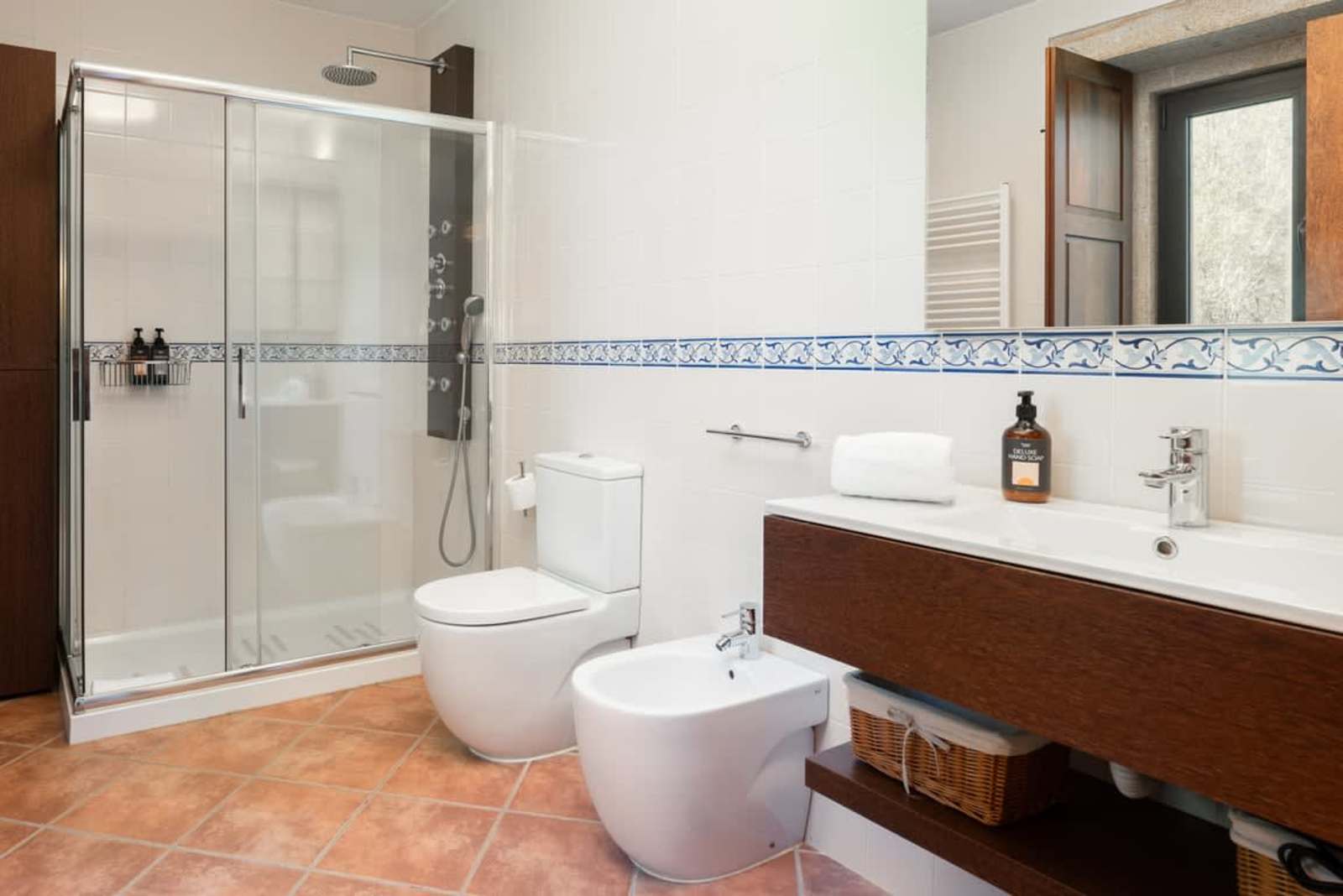 4 Sao Juliao Retreat I Pool, Jacuzzi and Garden Escape Villa – luxury villa in Minho Coast, Portugal – image 34