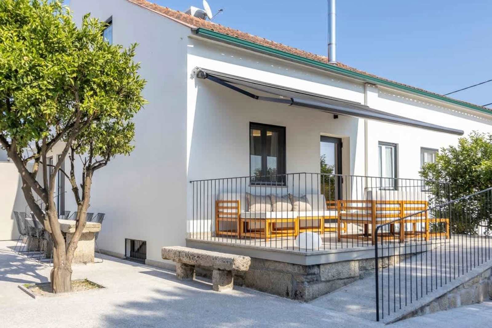 Lima River - S. Salvador House – luxury villa in Minho Coast, Portugal – image 3