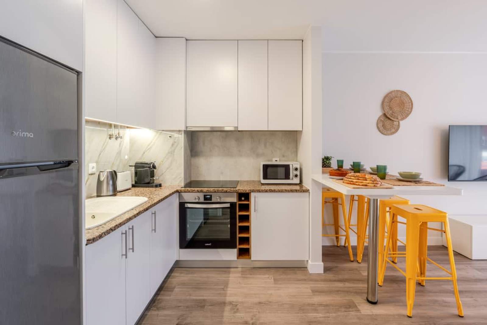 Yellow Breeze Apartment – luxury villa in Minho Coast, Portugal – image 4