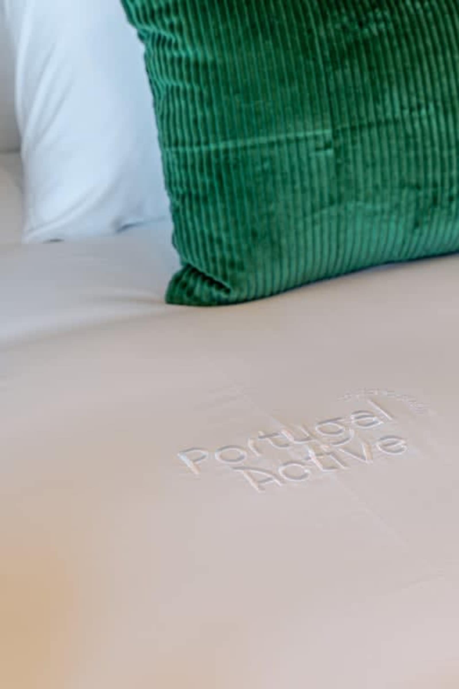 Yellow Breeze Apartment – luxury villa in Minho Coast, Portugal – image 37