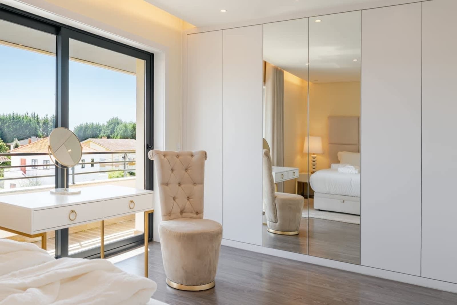 Urban Reflections – luxury villa in Minho, Portugal – image 4
