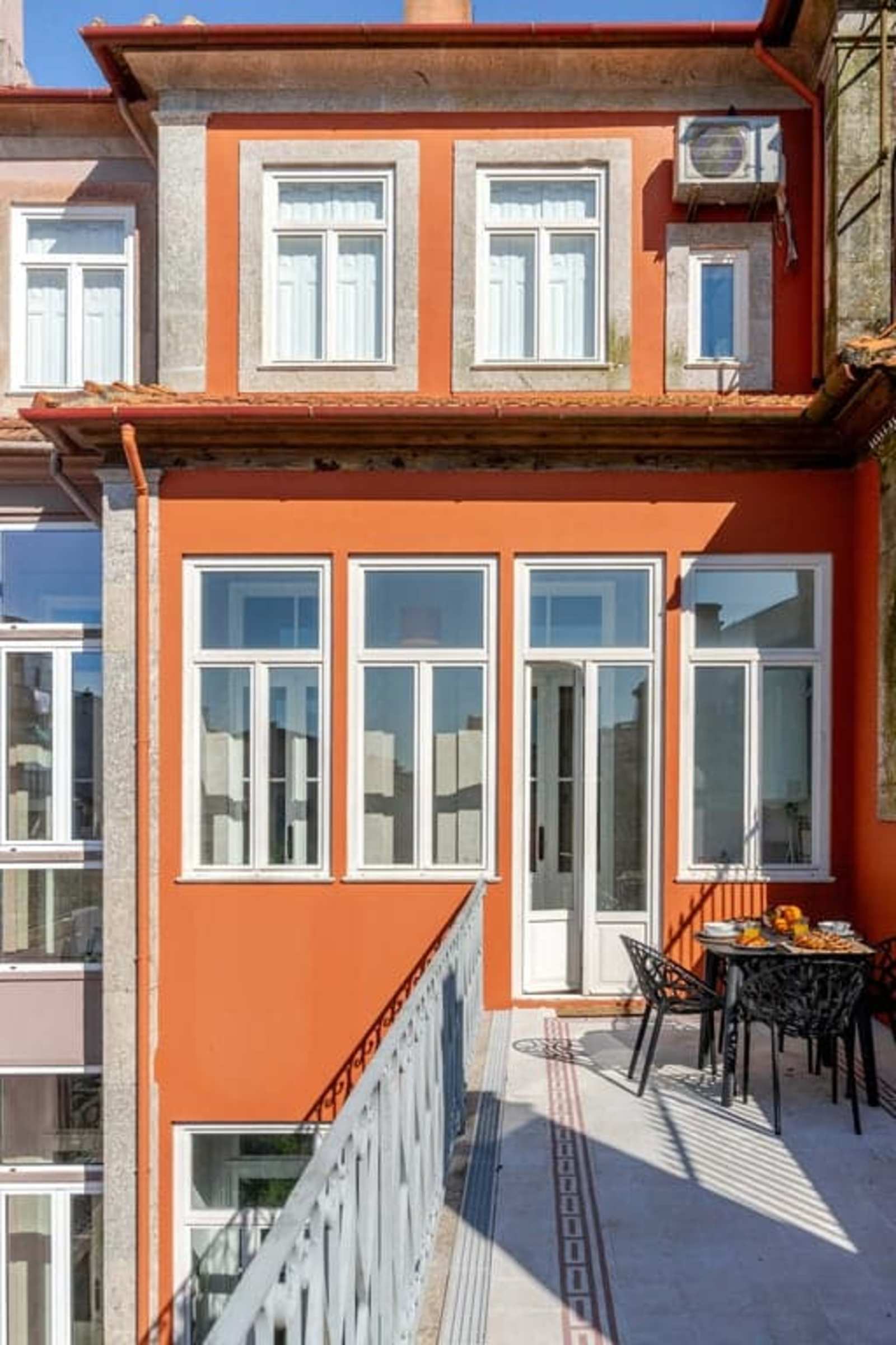 Classic Meets Modern I Downtown Balcony Retreat – luxury villa in Porto and Douro, Portugal – image 54