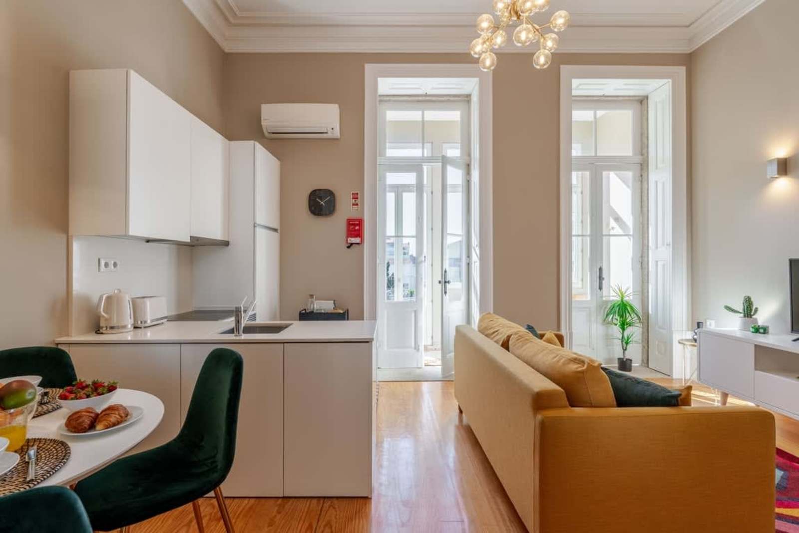 Classic Meets Modern I Downtown Balcony Retreat – luxury villa in Porto and Douro, Portugal – image 1