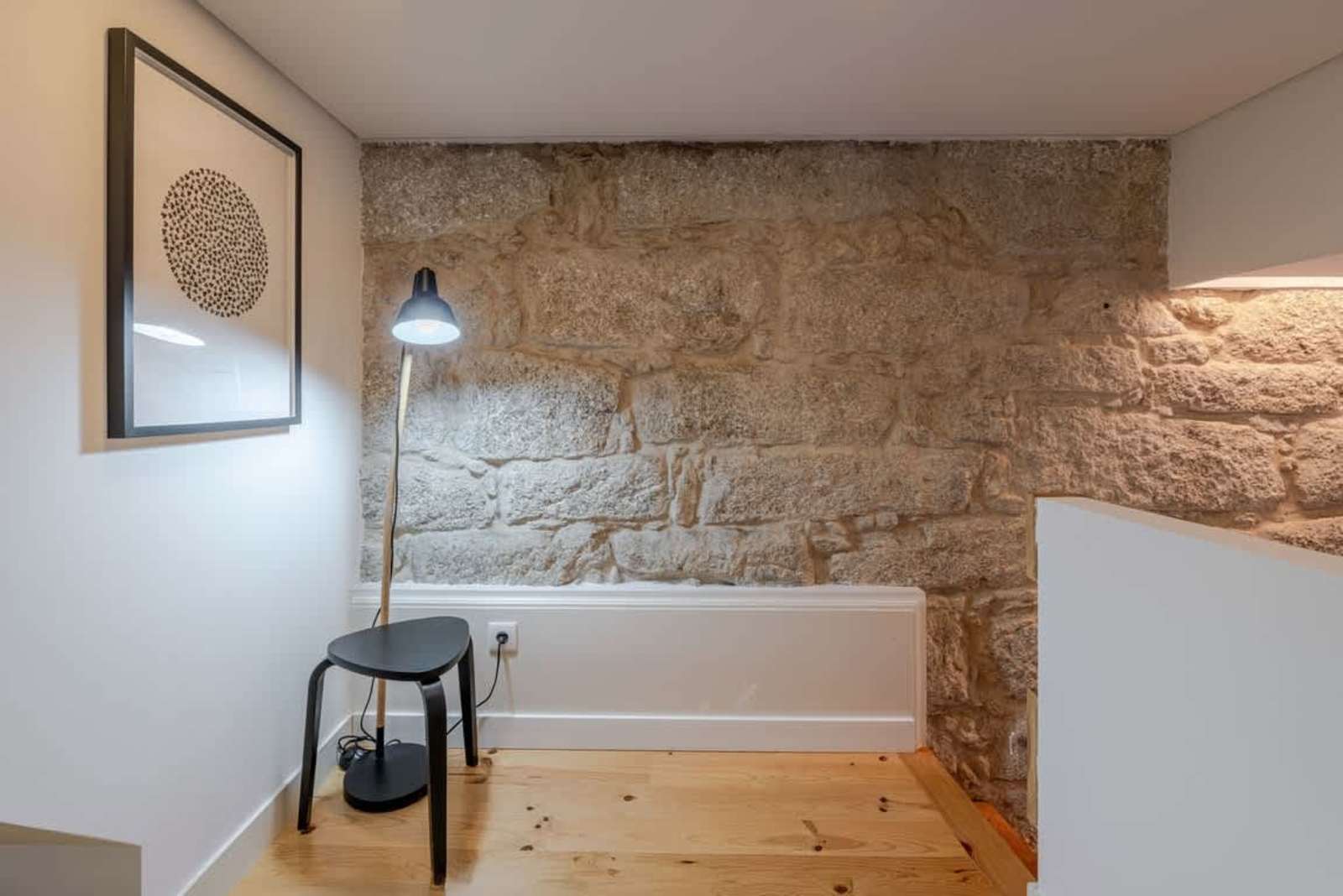 Invictus Escape I Jacuzzi and Charm in the City – luxury villa in Porto and Douro, Portugal – image 23
