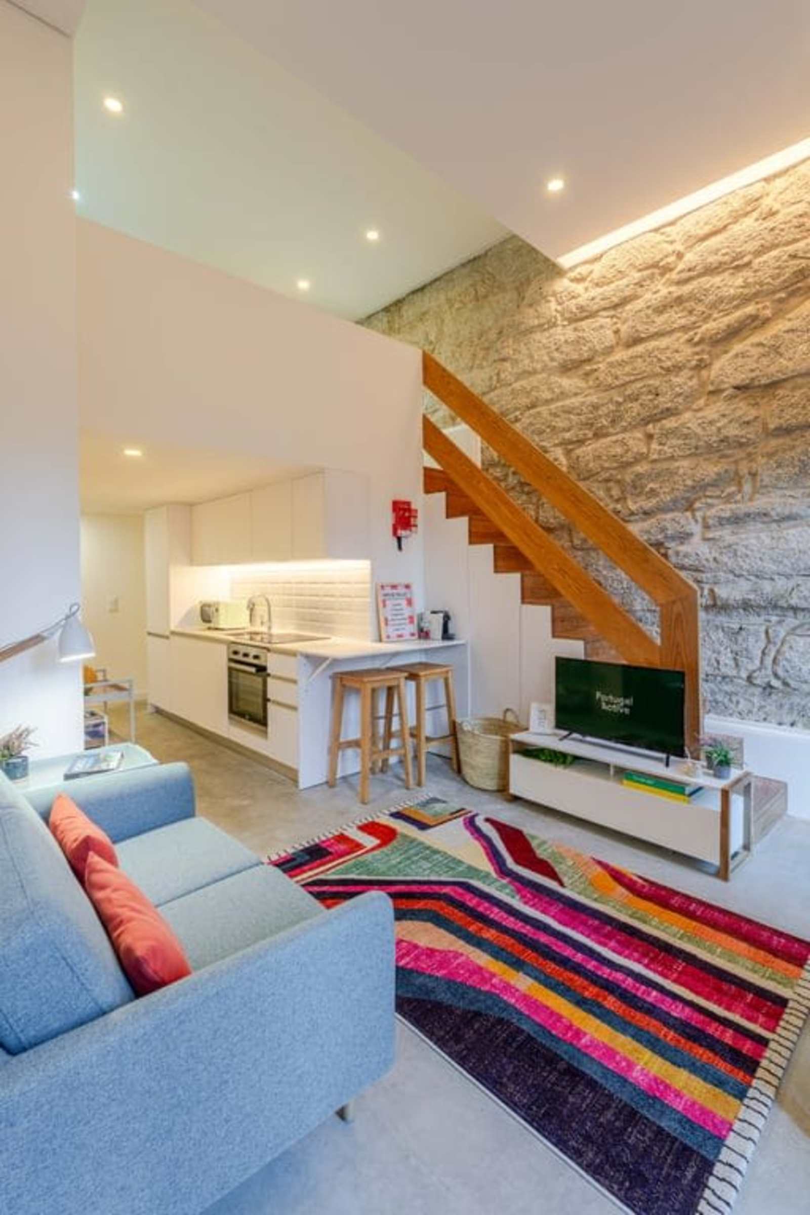 Invictus Escape I Jacuzzi and Charm in the City – luxury villa in Porto and Douro, Portugal – image 26