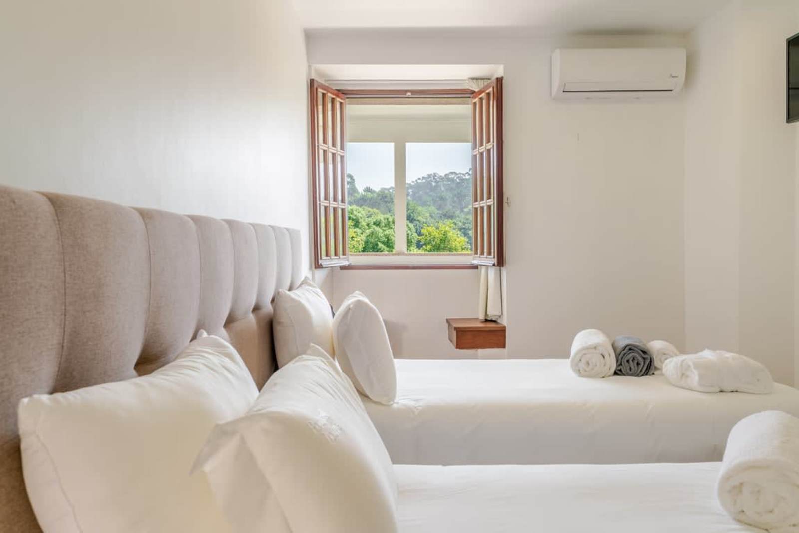 Calejo House – luxury villa in Minho, Portugal – image 38