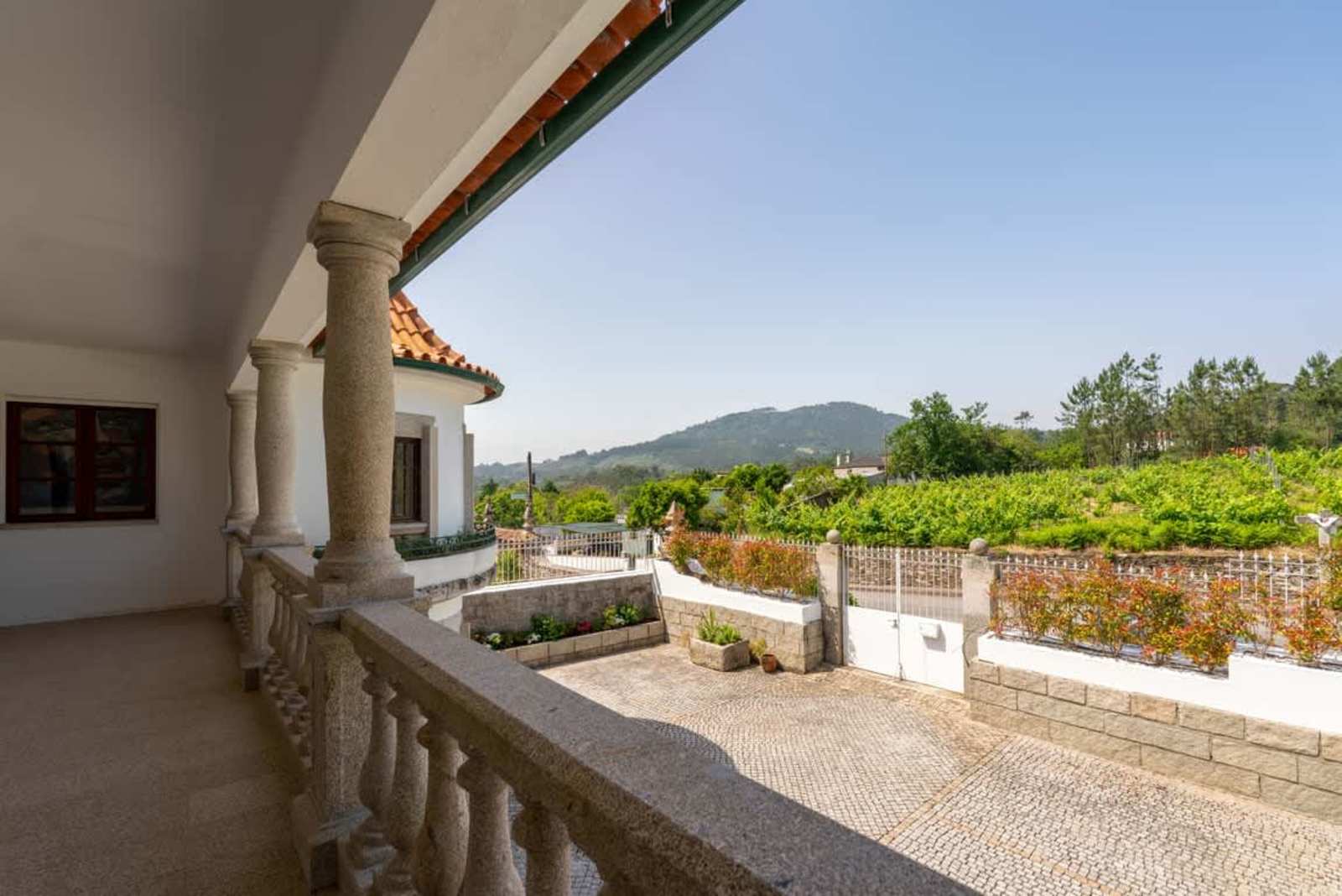 Calejo House – luxury villa in Minho, Portugal – image 9