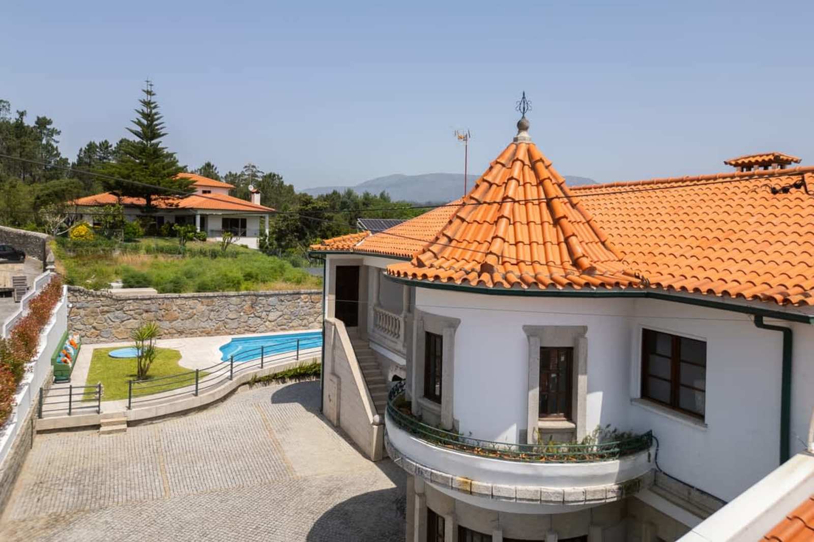 Calejo House – luxury villa in Minho, Portugal – image 64
