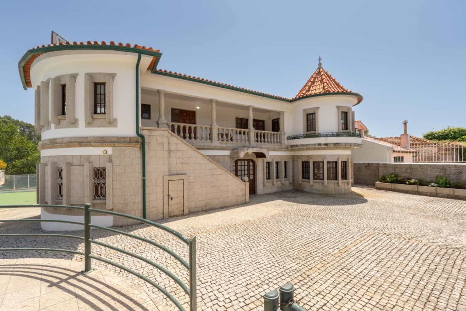 Calejo House – luxury villa in Minho, Portugal – image 7