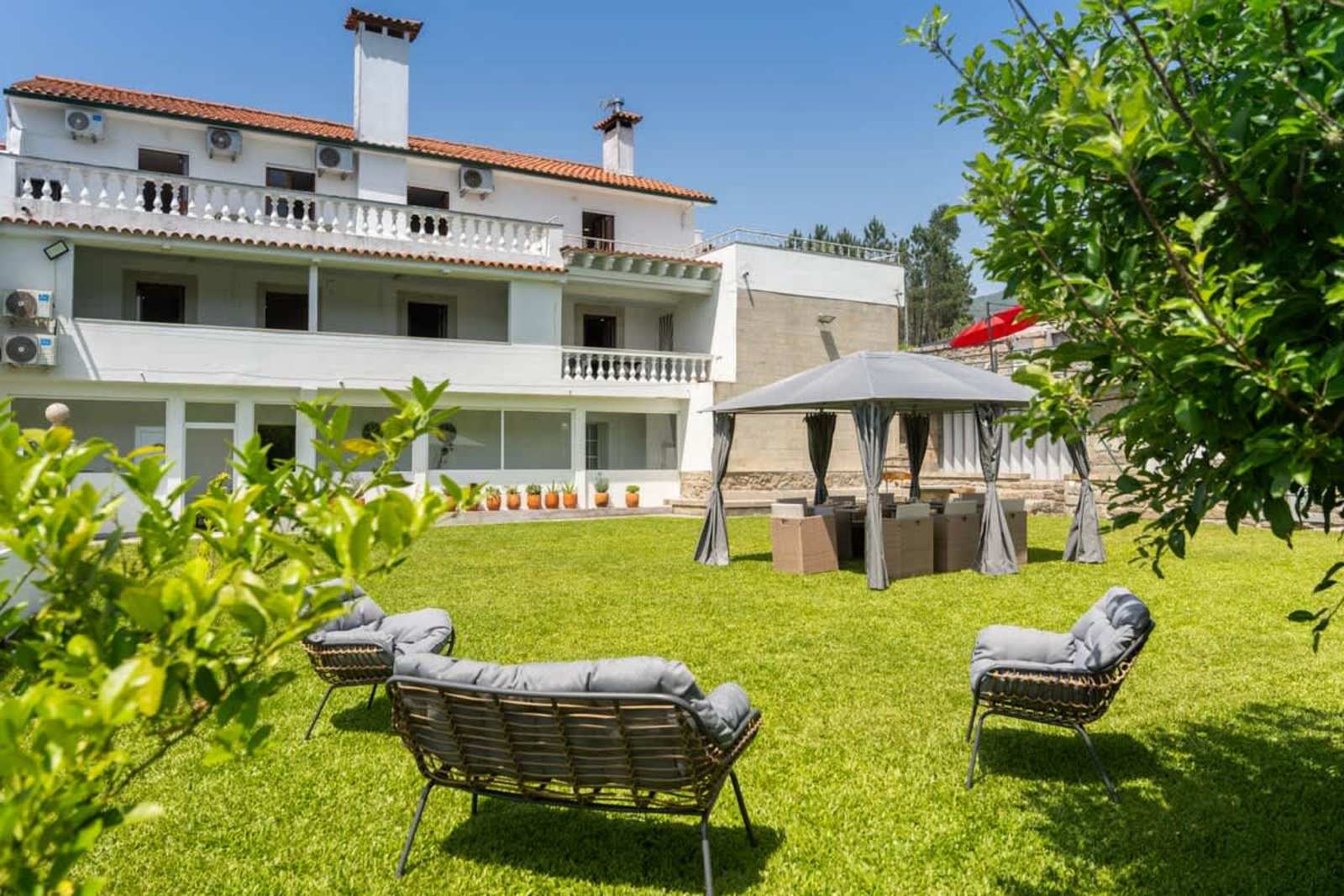 Calejo House – luxury villa in Minho, Portugal – image 11