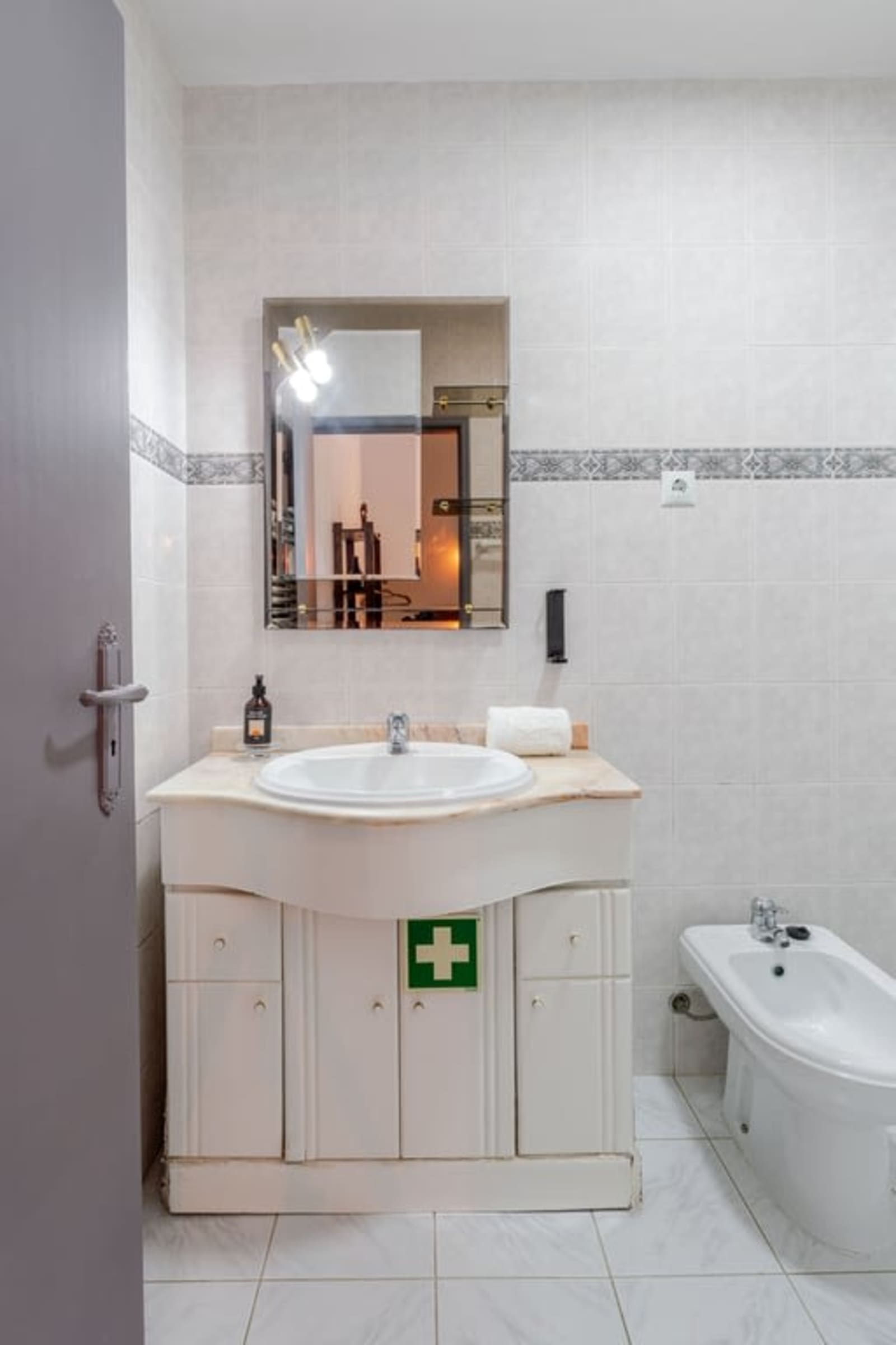 Buganvílias House at Fountain Retreat I Pool & Sports – luxury villa in Minho Coast, Portugal – image 11