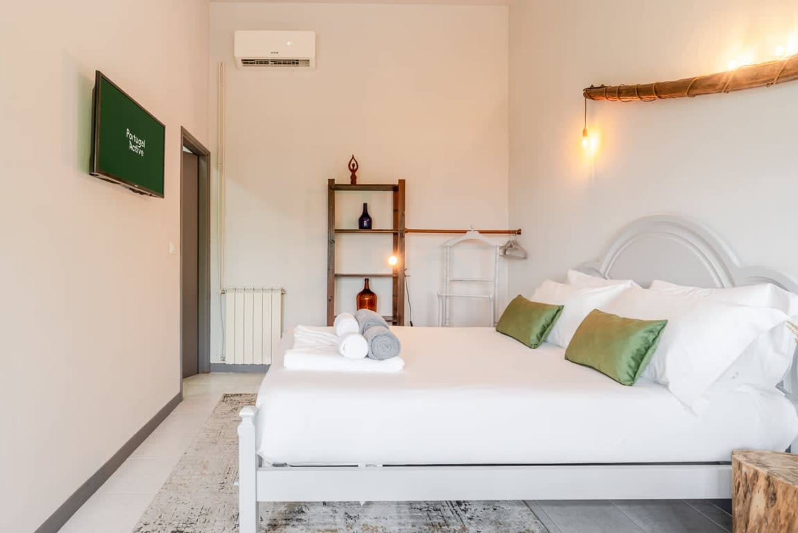 Fountain Cottage – luxury villa in Minho, Portugal – image 3