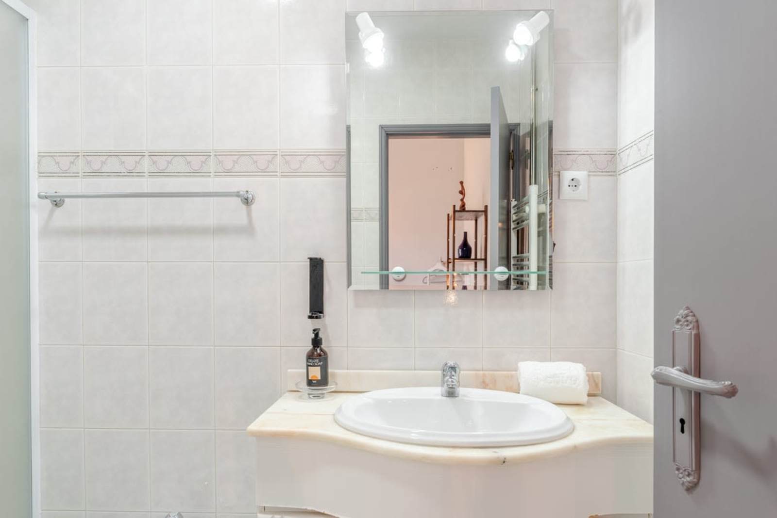 Fountain Cottage – luxury villa in Minho, Portugal – image 18