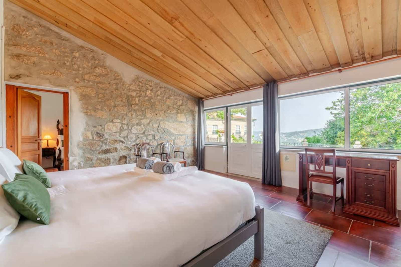 Roses House at Fountain Retreat I Pool & Sports – luxury villa in Minho Coast, Portugal – image 23