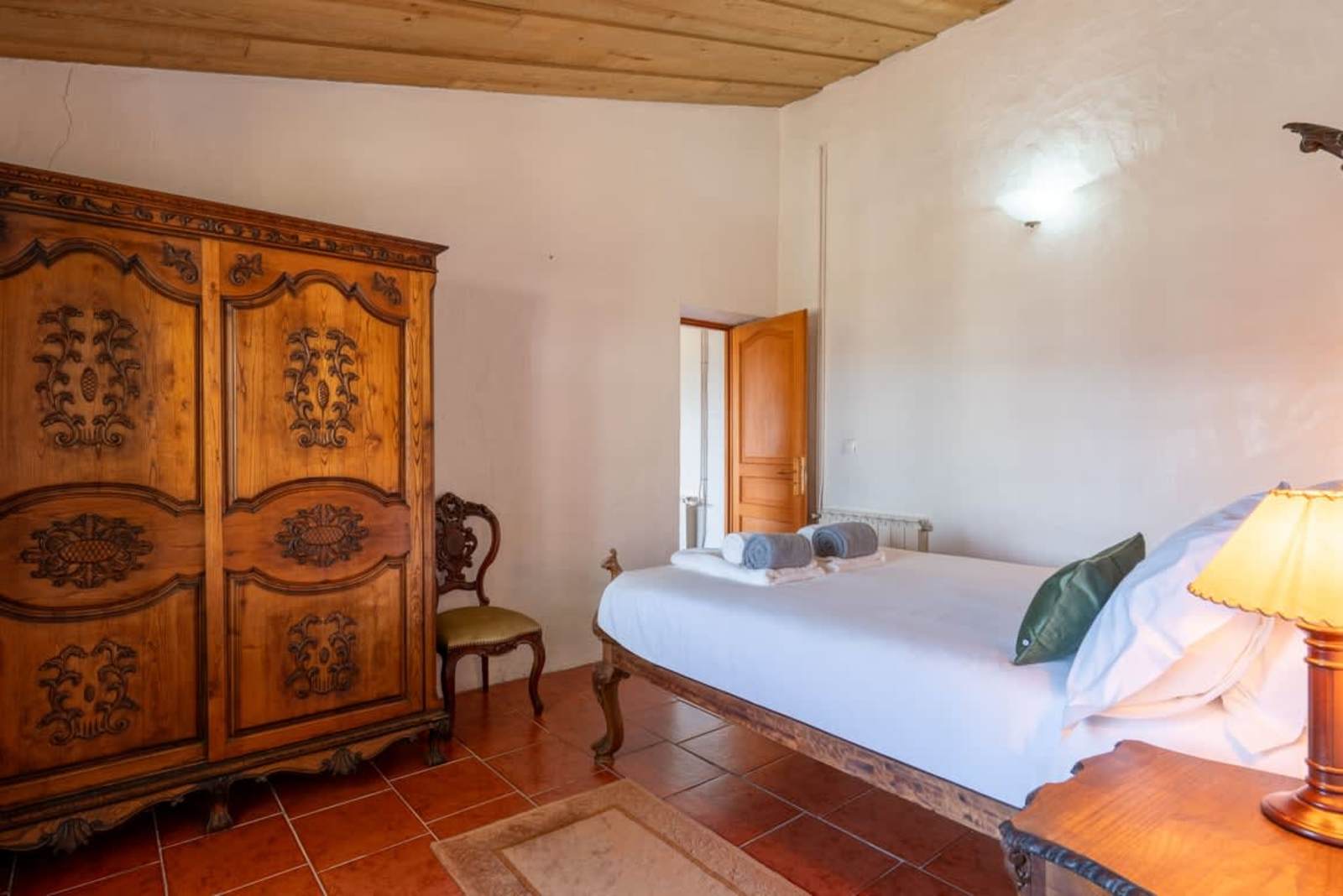 Roses House at Fountain Retreat I Pool & Sports – luxury villa in Minho Coast, Portugal – image 26