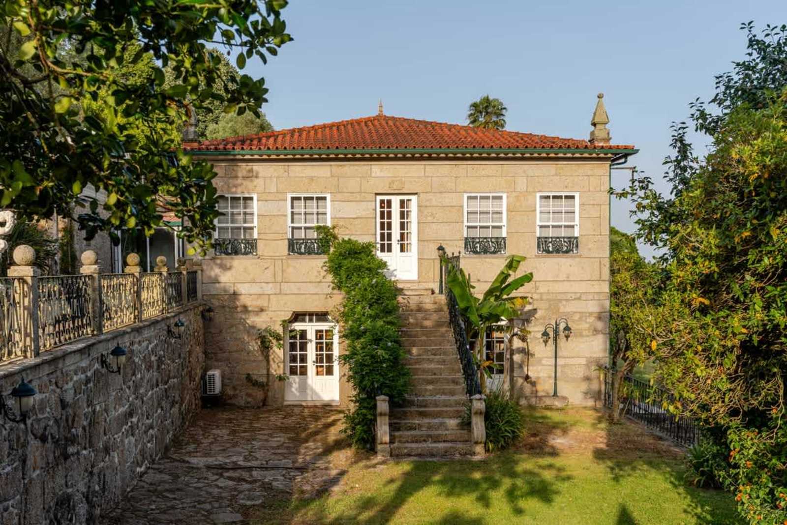 Senhorial House at Fountain Retreat-Pool & Sports – luxury villa in Minho Coast, Portugal – image 132