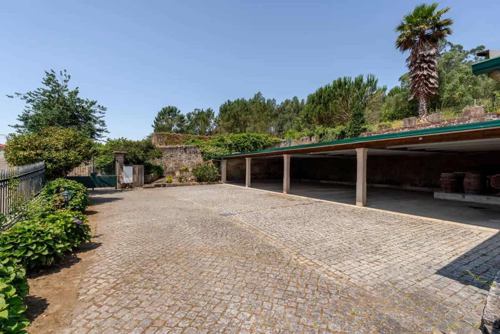 Fountain Retreat I Pool & Sports Escape – luxury villa in Minho Coast, Portugal – image 22