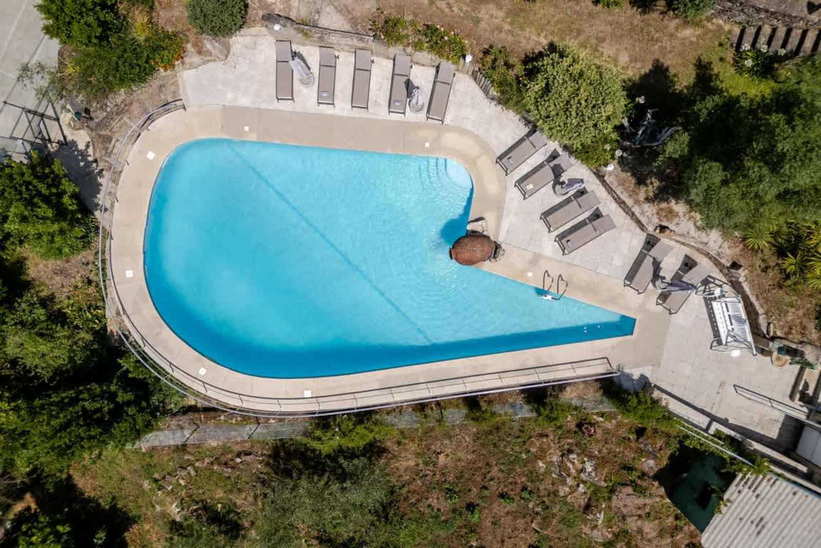 Fountain Retreat I Pool & Sports Escape – luxury villa in Minho Coast, Portugal – image 110