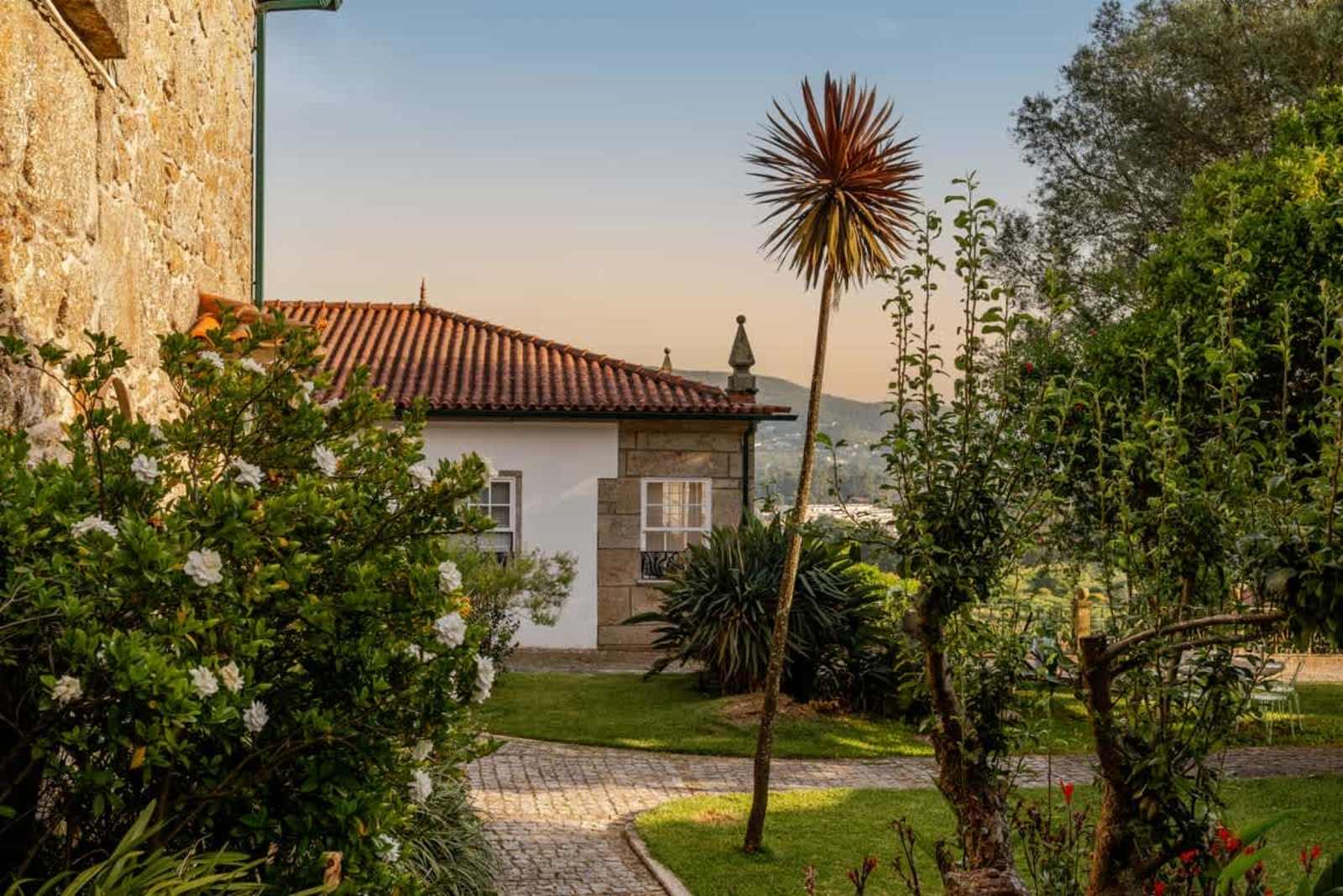 Fountain Retreat I Pool & Sports Escape – luxury villa in Minho Coast, Portugal – image 67