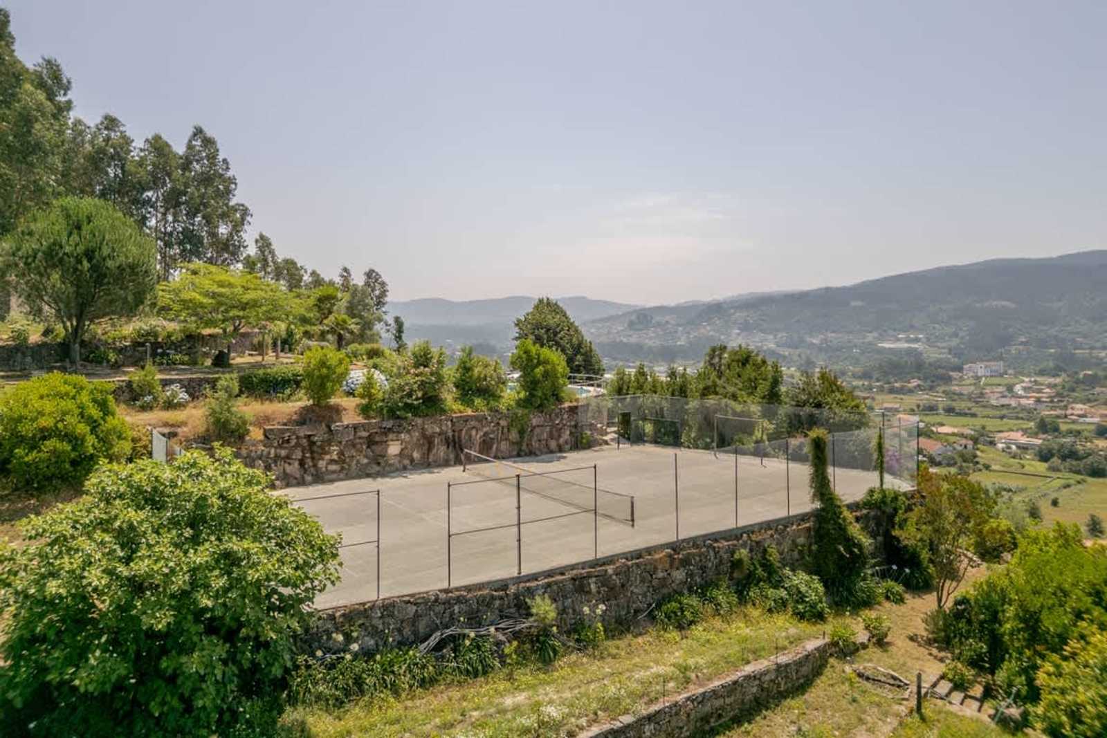 Fountain Retreat I Pool & Sports Escape – luxury villa in Minho Coast, Portugal – image 65