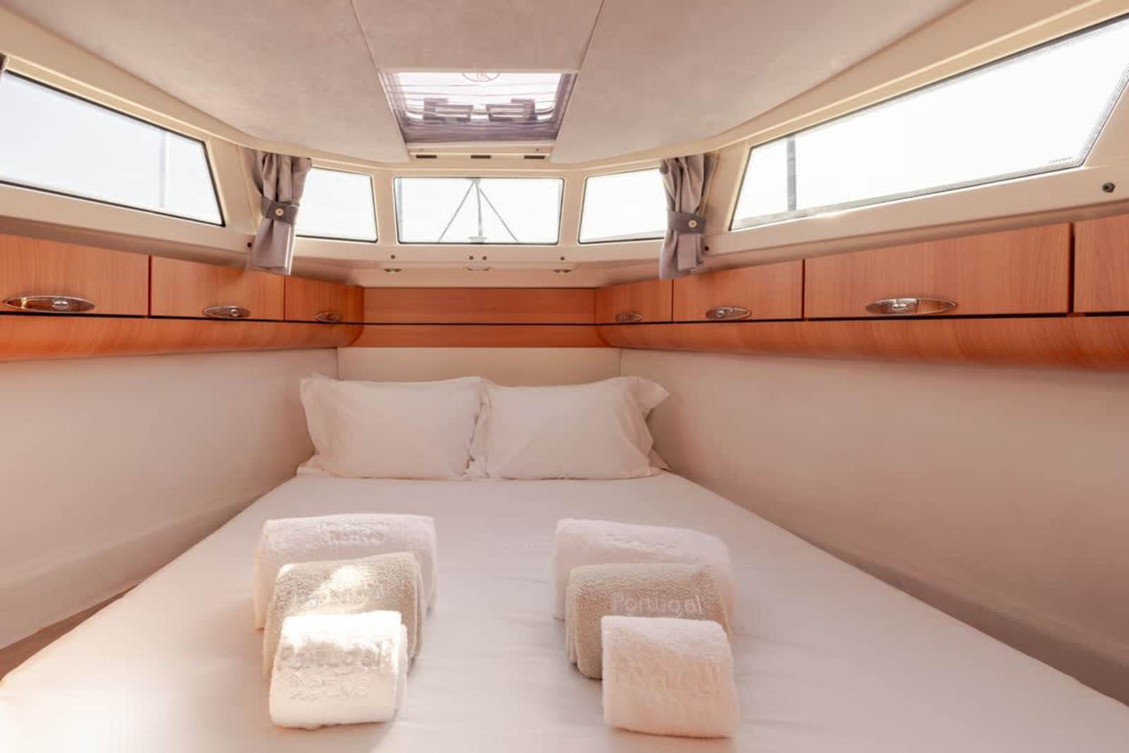 Rose Dream Boat by Portugal Active – luxury villa in Minho Coast, Portugal – image 18