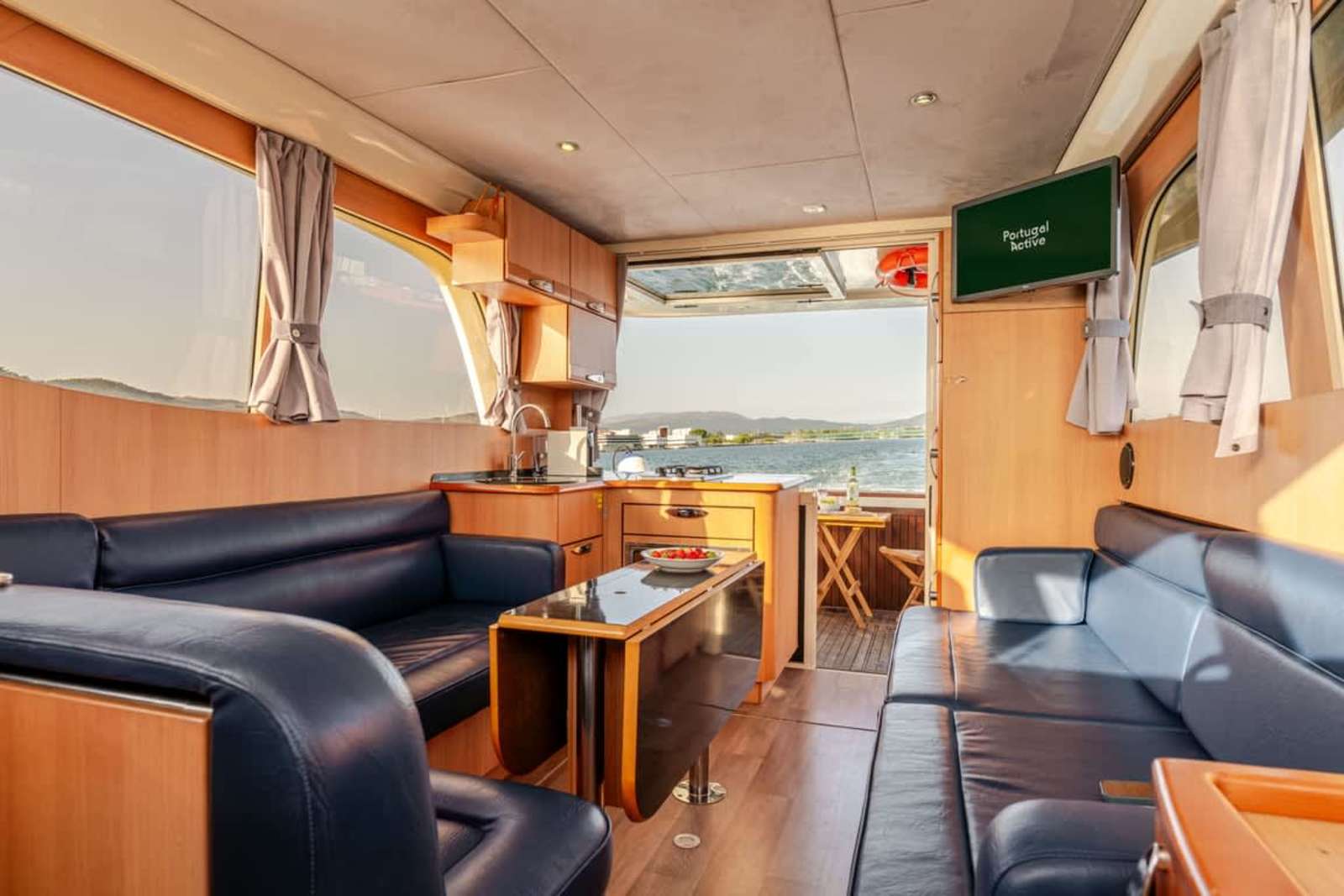 Rose Dream Boat by Portugal Active – luxury villa in Minho Coast, Portugal – image 6