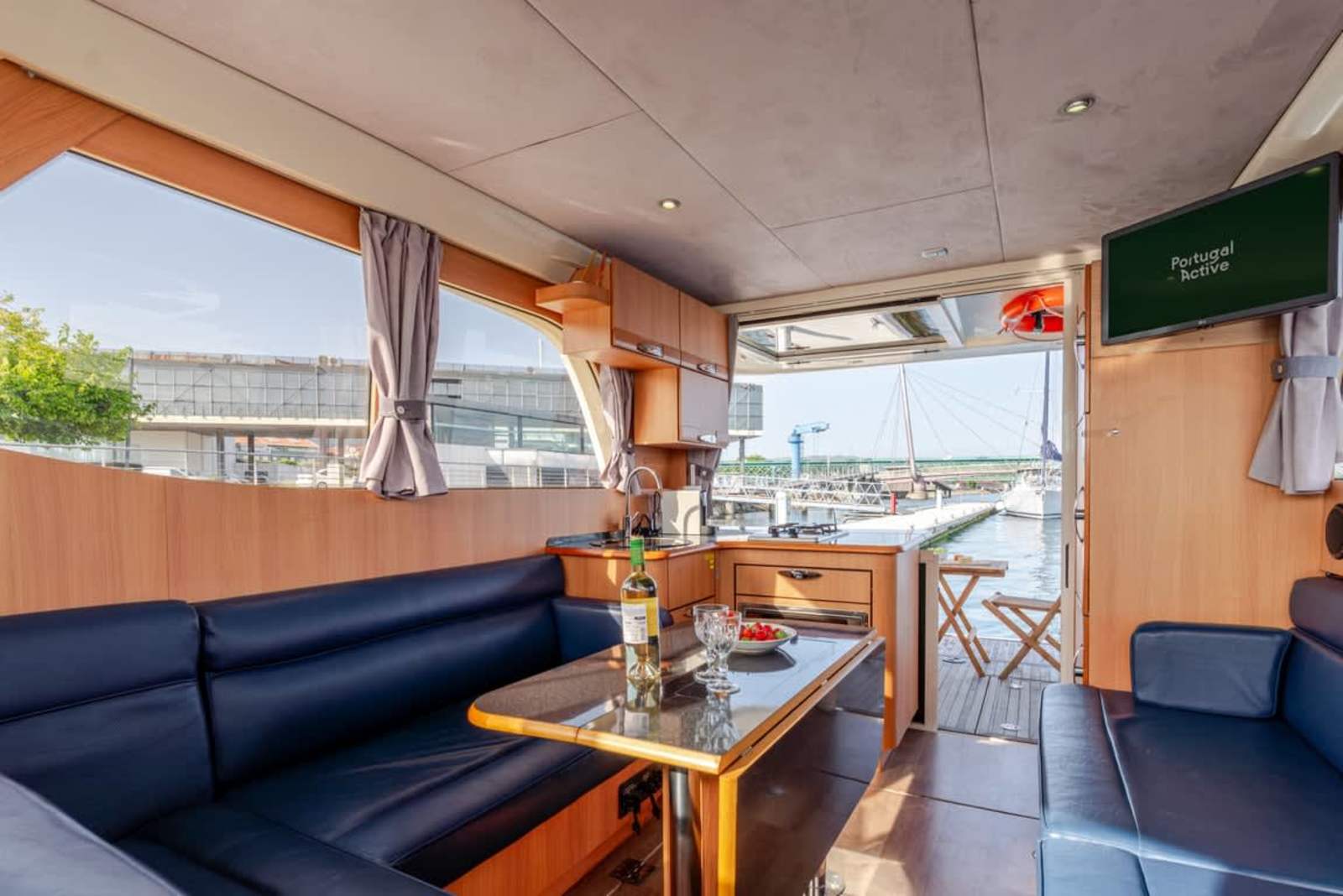 Rose Dream Boat by Portugal Active – luxury villa in Minho Coast, Portugal – image 16
