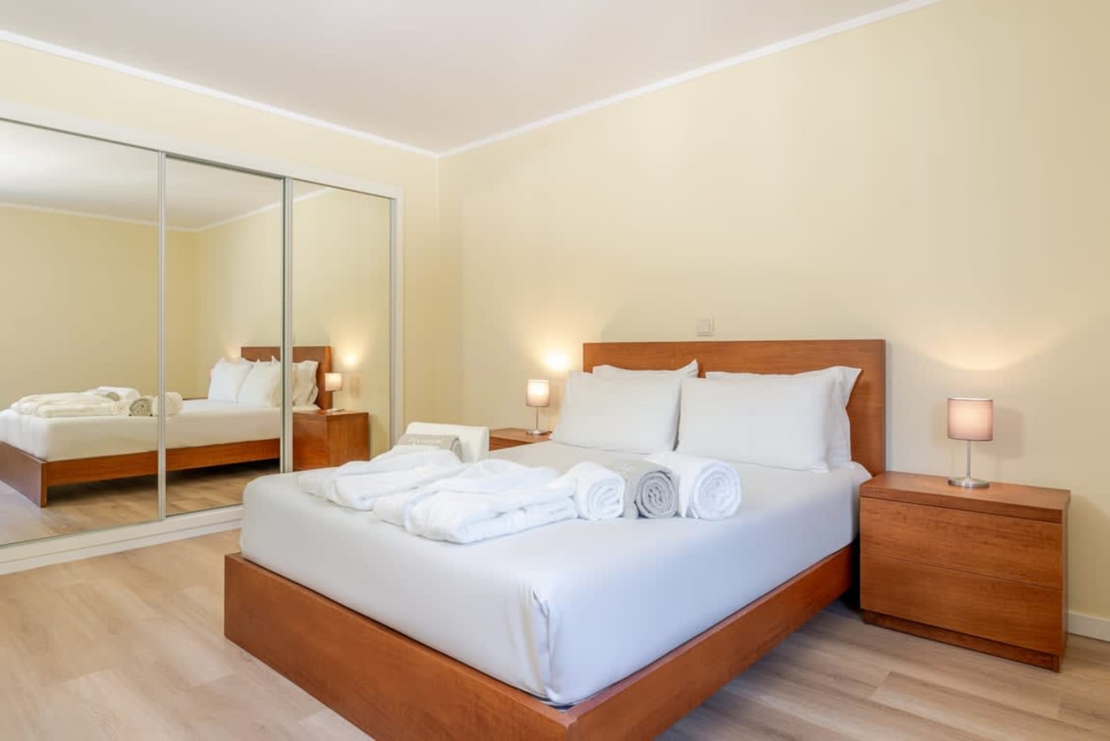 Shoreline Escape – luxury villa in Minho, Portugal – image 5
