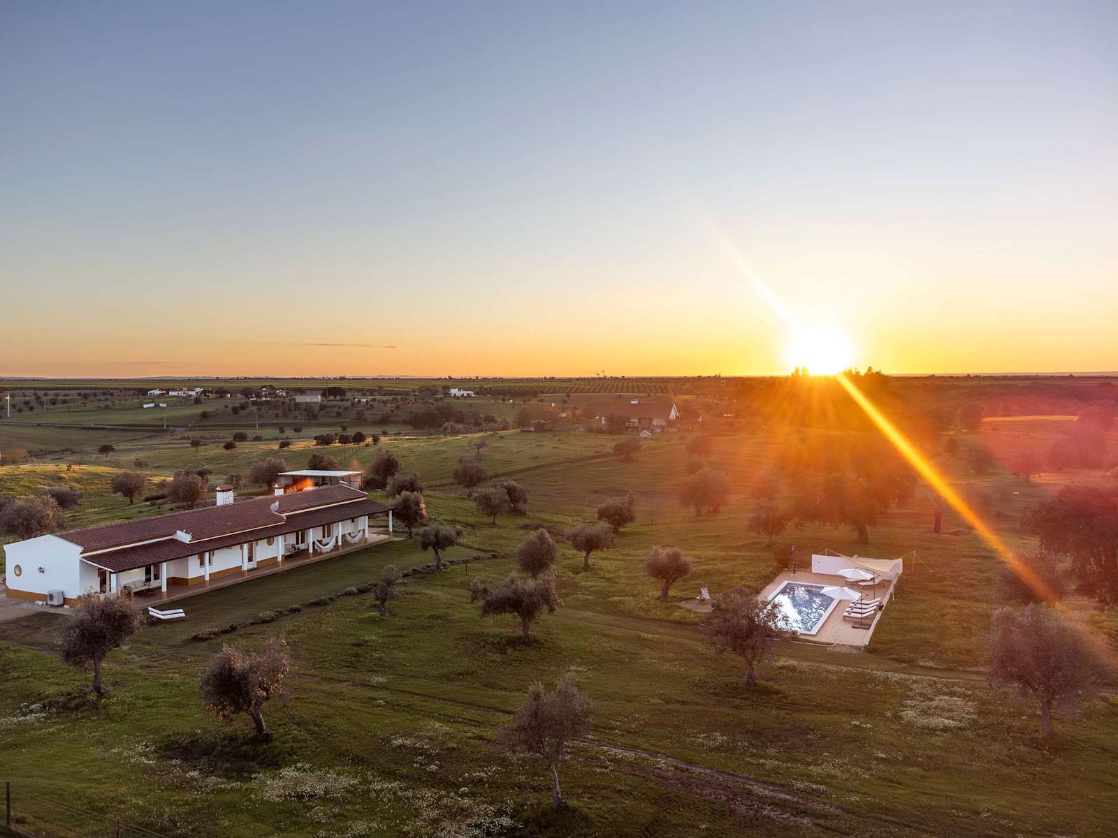 Alentejo Rural Farmhouse with Heated Pool & Total Privacy – luxury villa in Alentejo, Portugal – image 38